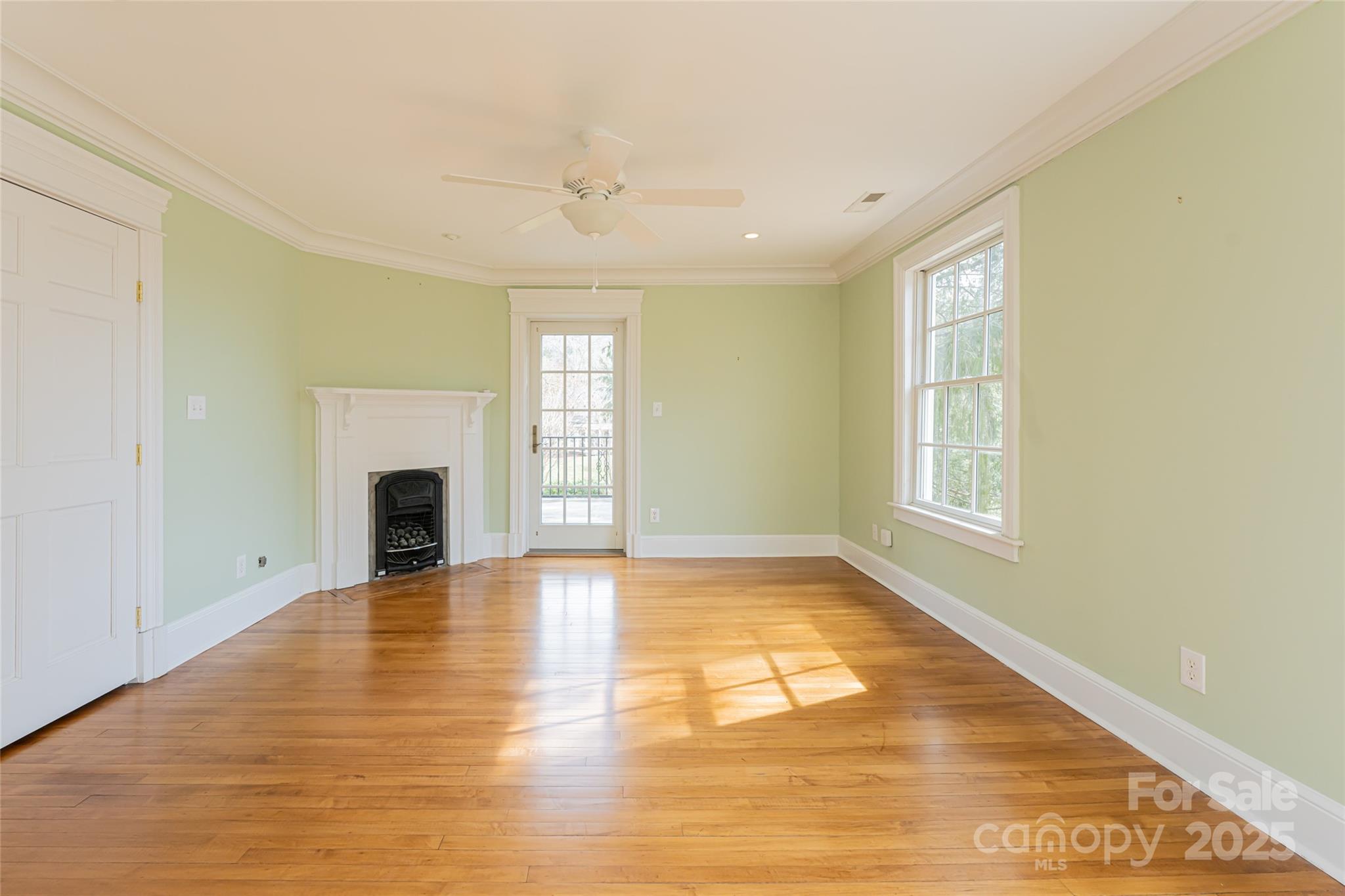 1 Evelyn Place Property Photo 23
