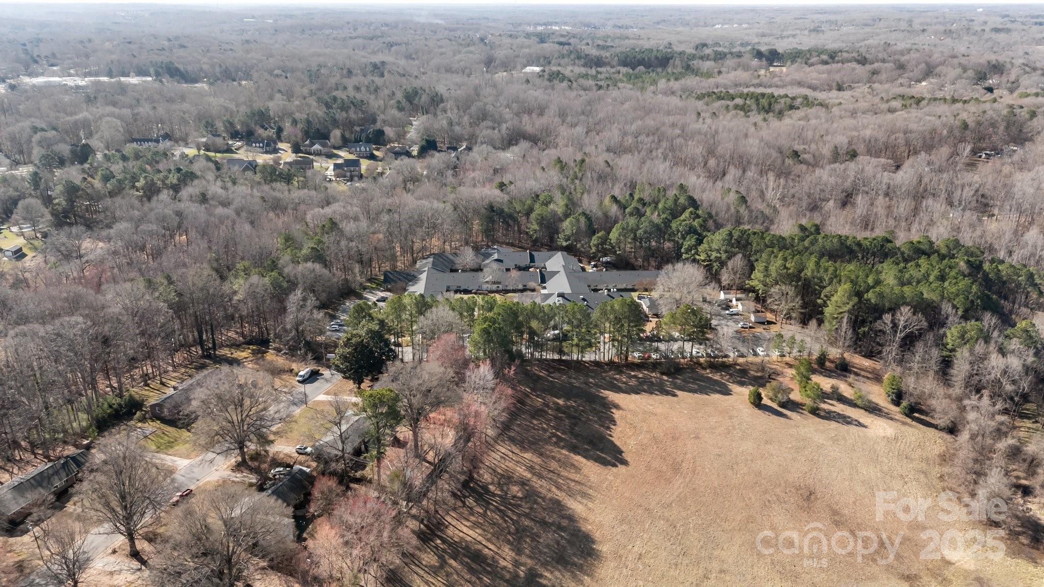 000 Glenwood Drive Property Photo 14