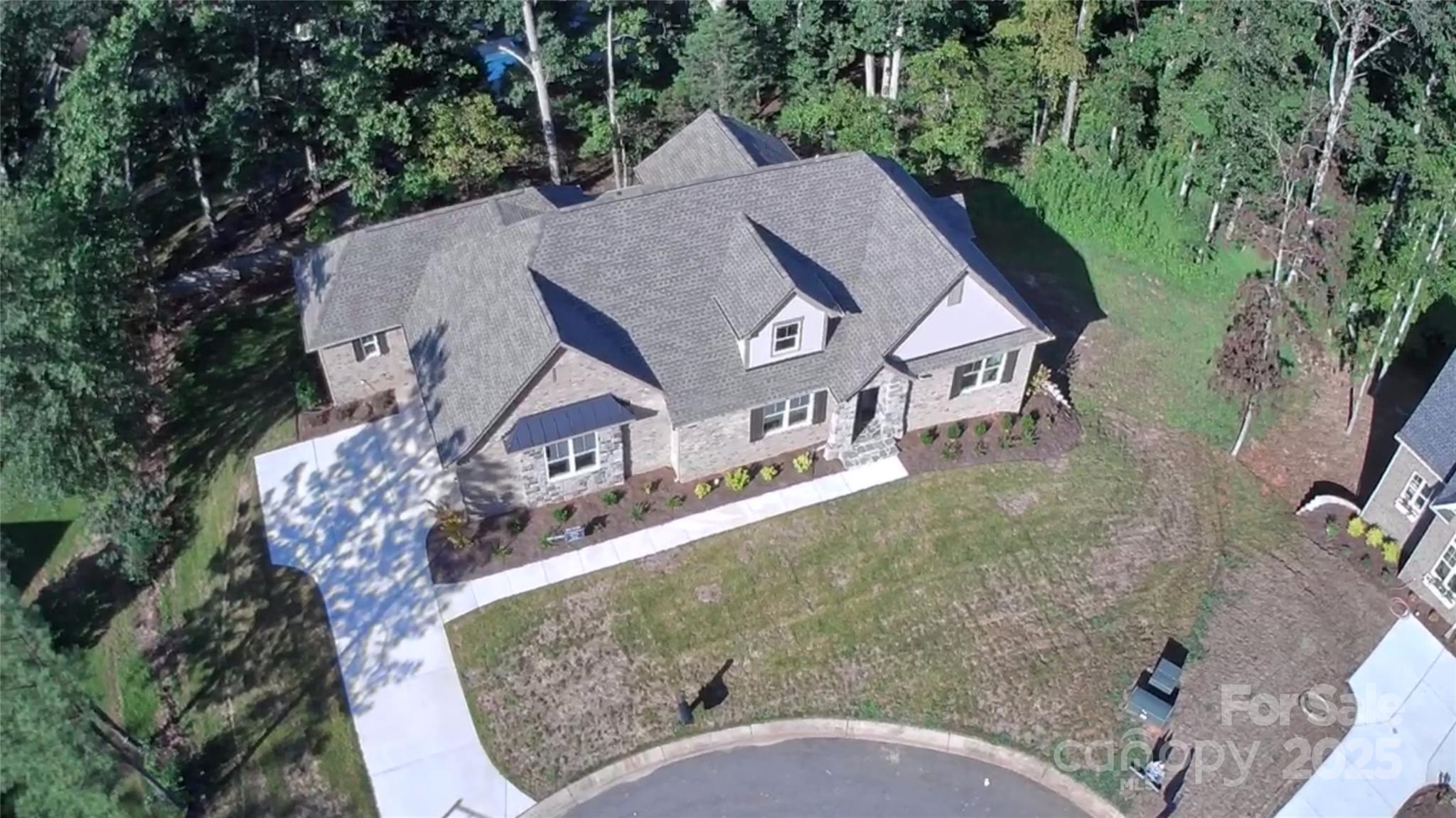 2069 Landry Lane 233 Property Photo 4