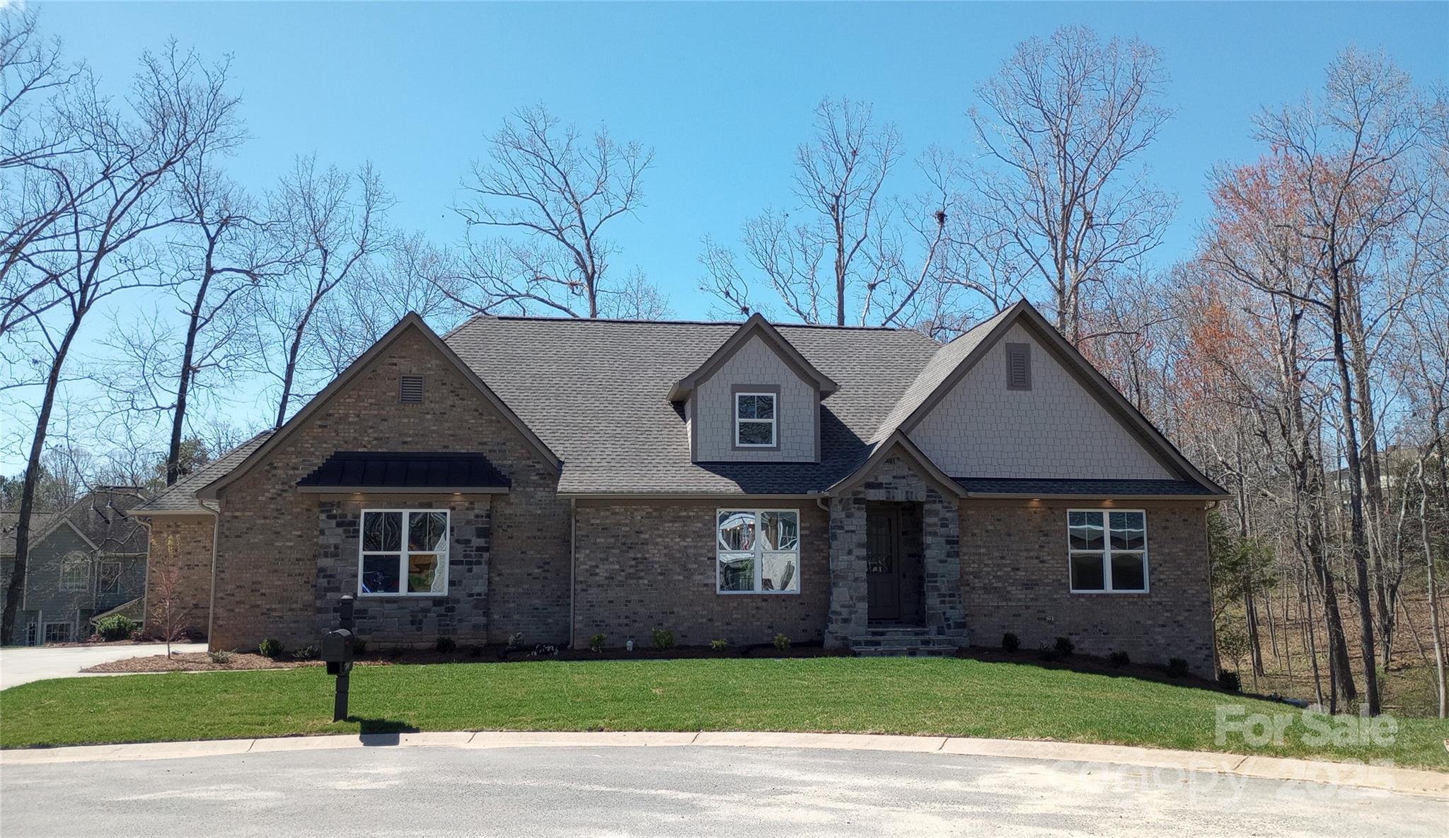 2069 Landry Lane 233 Property Photo 5