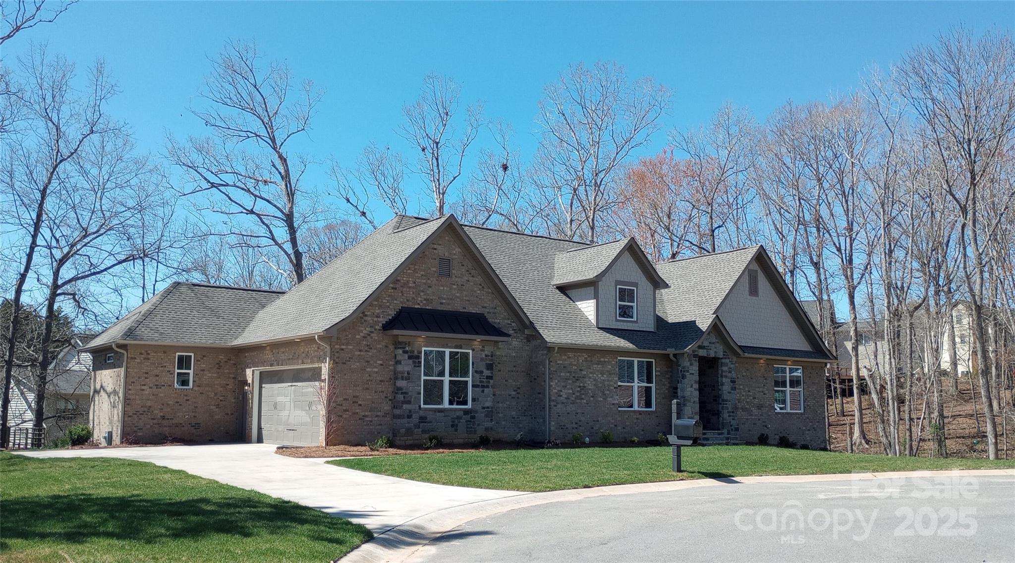 2069 Landry Lane 233 Property Photo 6