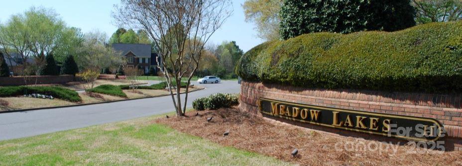 2069 Landry Lane 233 Property Photo 39