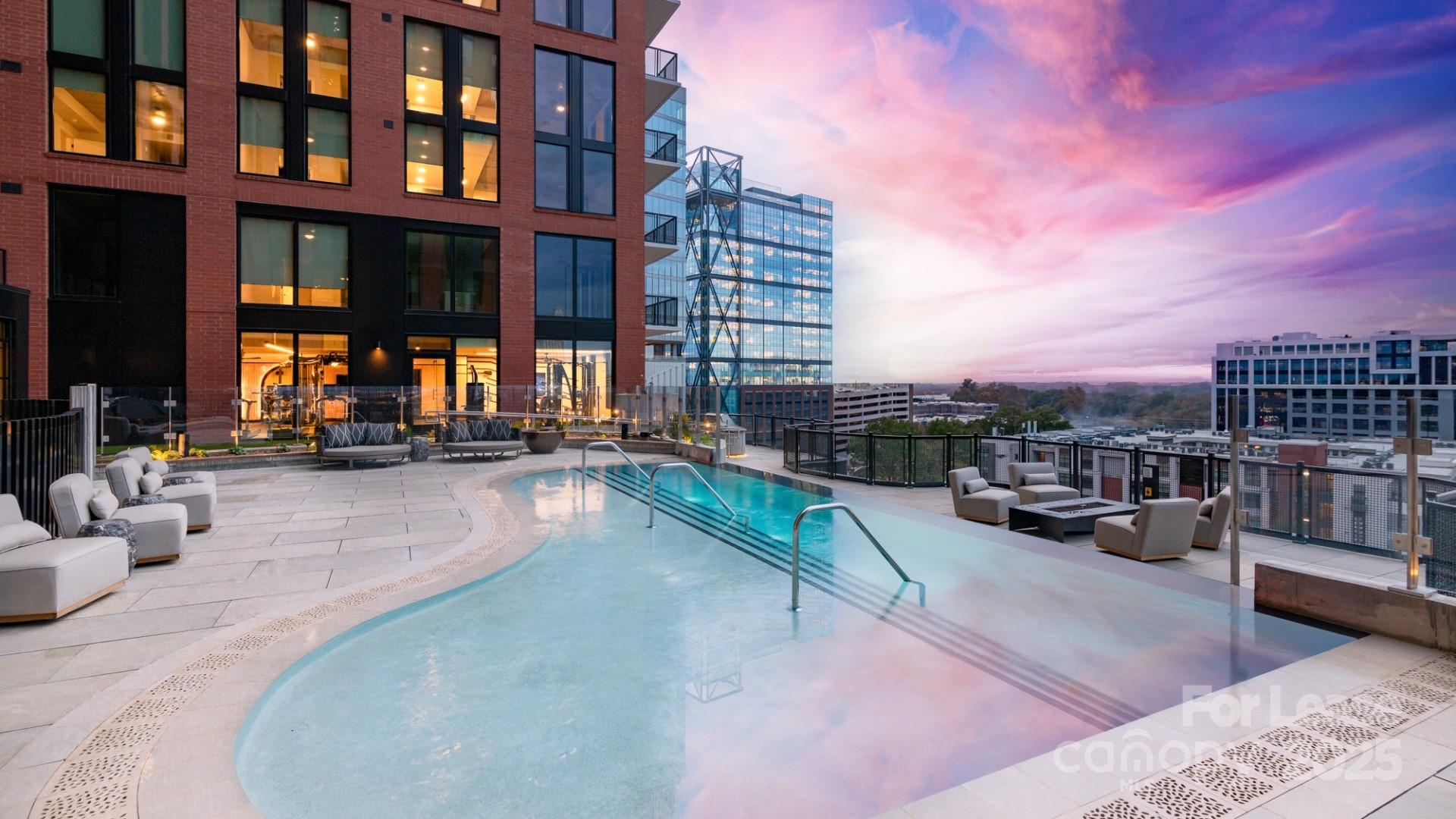 124 E Kingston Avenue C1-b Property Photo 6