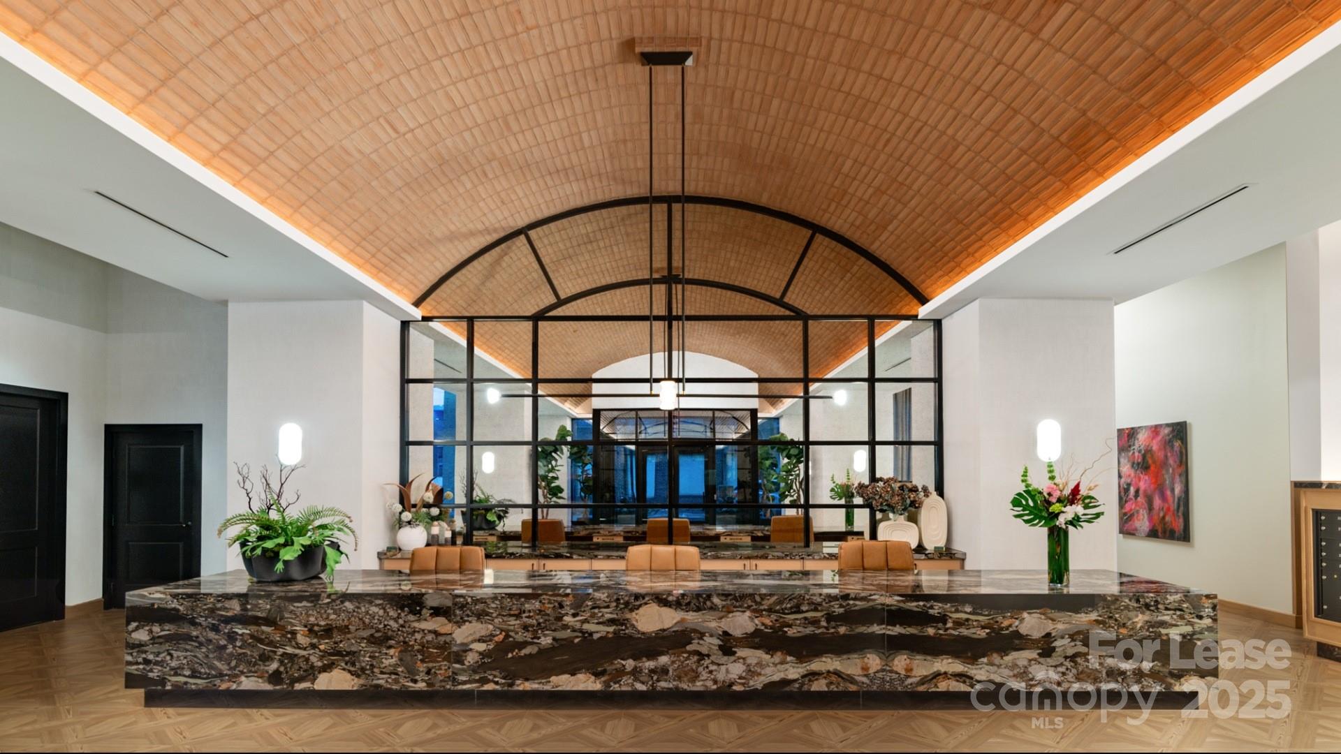 124 E Kingston Avenue C1-b Property Photo 20