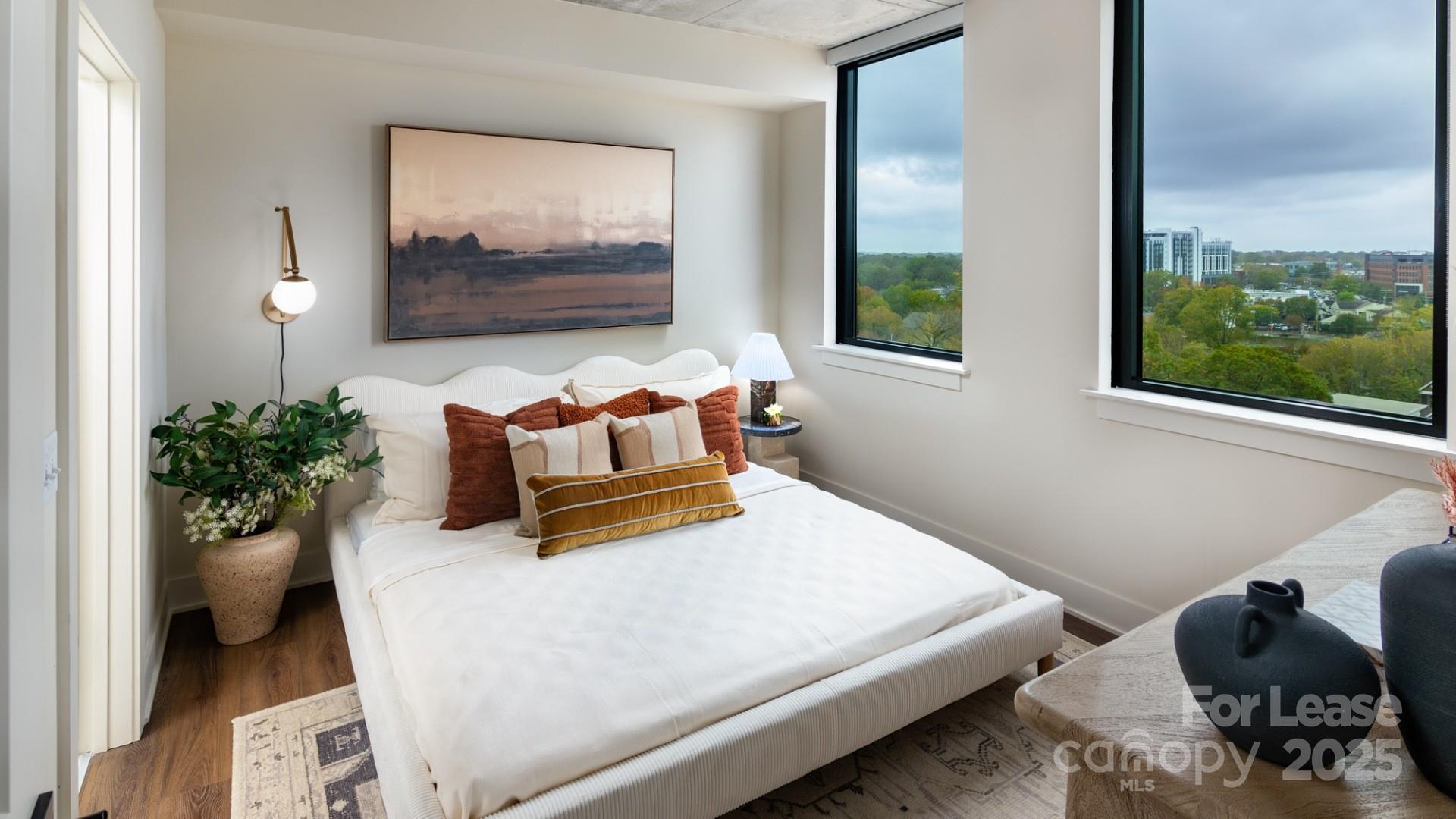 124 E Kingston Avenue C1-b Property Photo 25