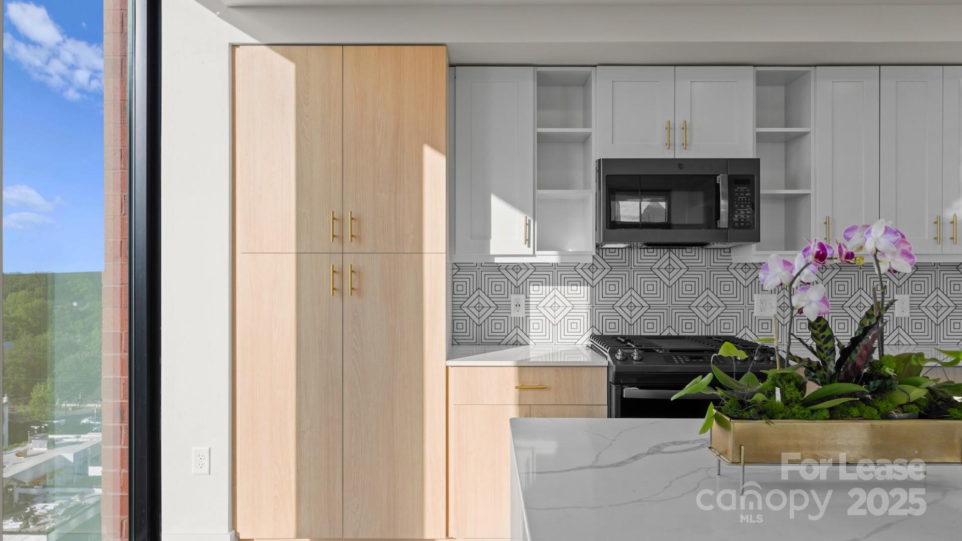 124 E Kingston Avenue C1-b Property Photo 35