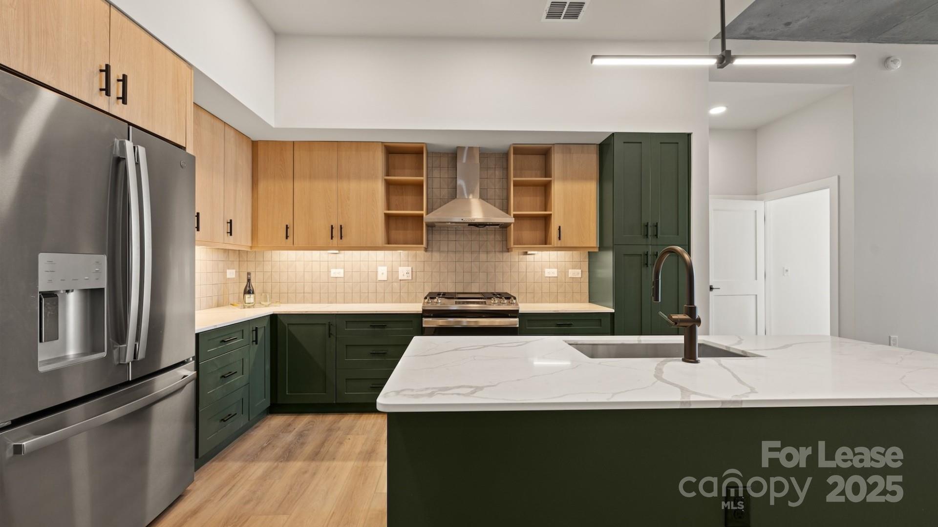 124 E Kingston Avenue C1-b Property Photo 42