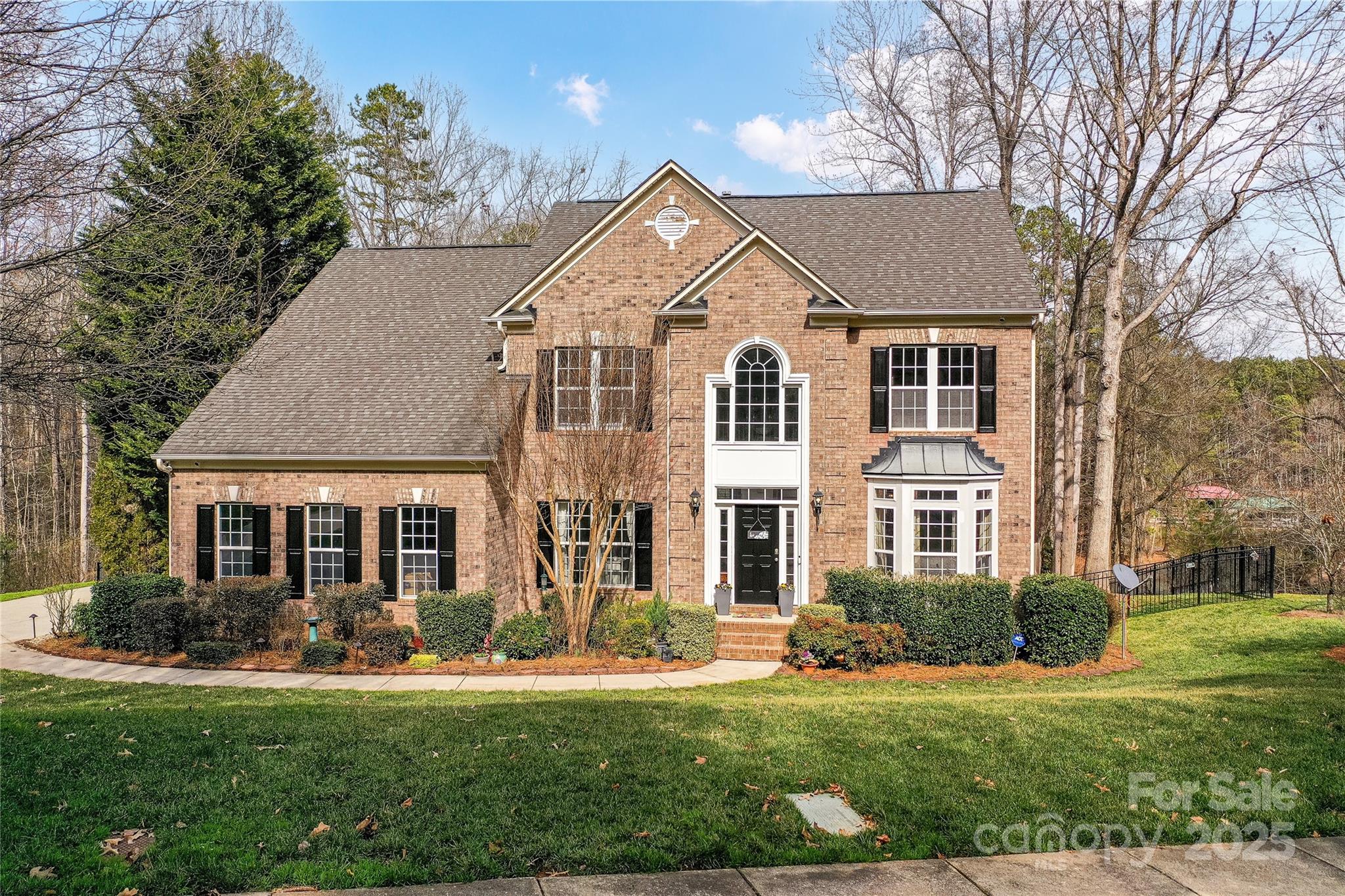 105 Fox Ridge Lane Property Photo