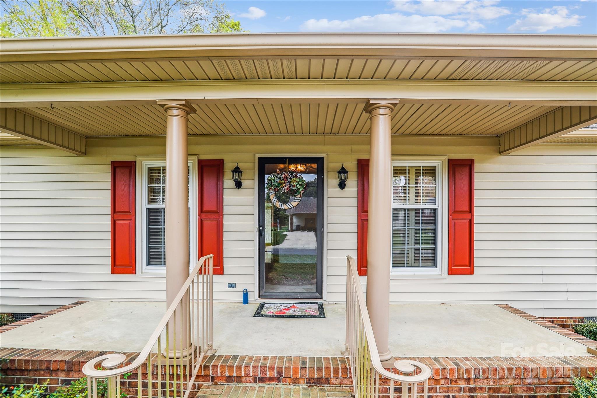 1007 Wentworth Drive Property Photo