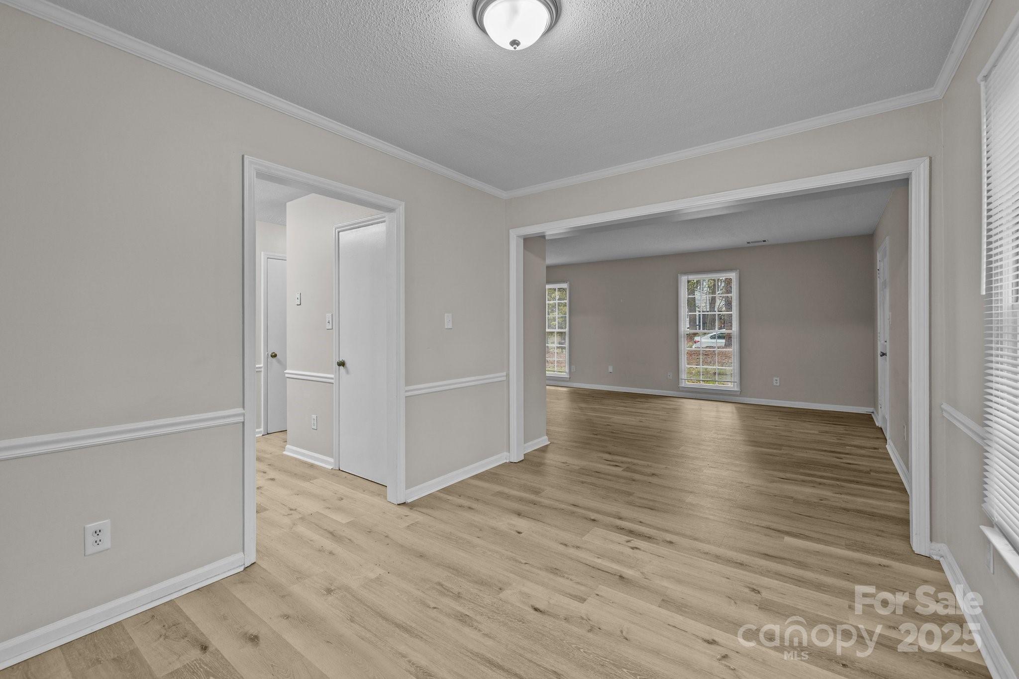 5948 Deveron Drive Property Photo 7