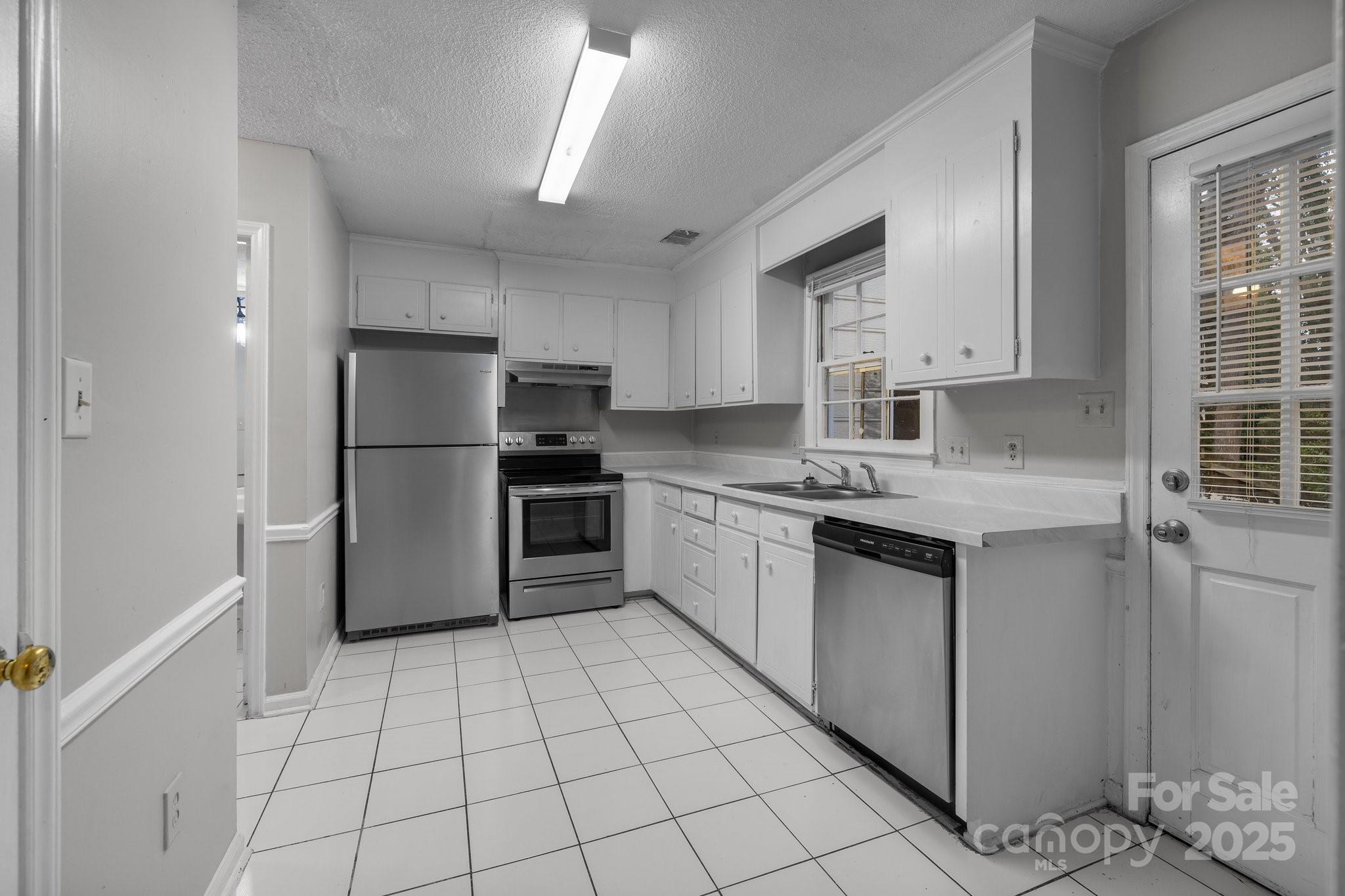 5948 Deveron Drive Property Photo 25