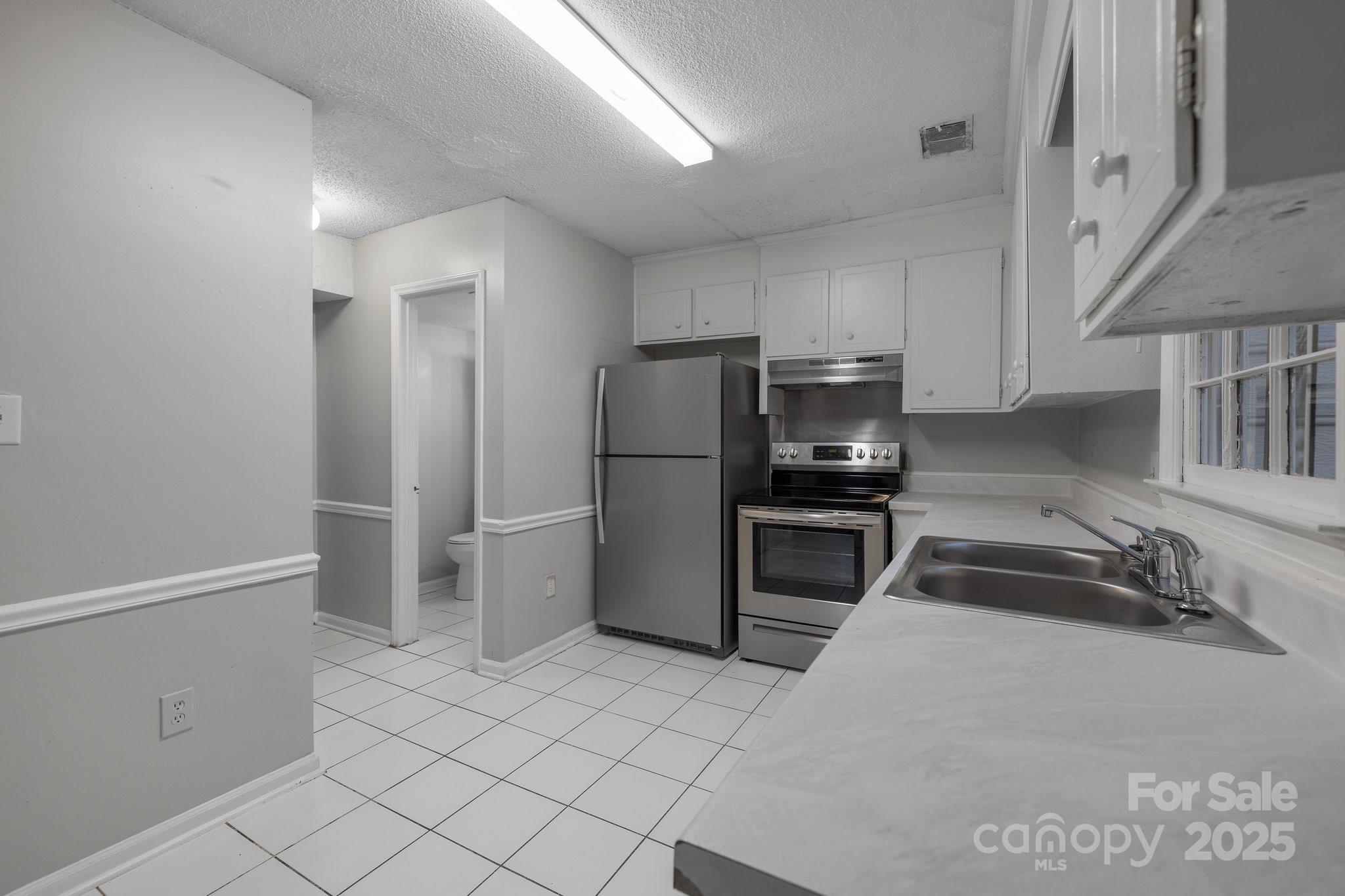5948 Deveron Drive Property Photo 28