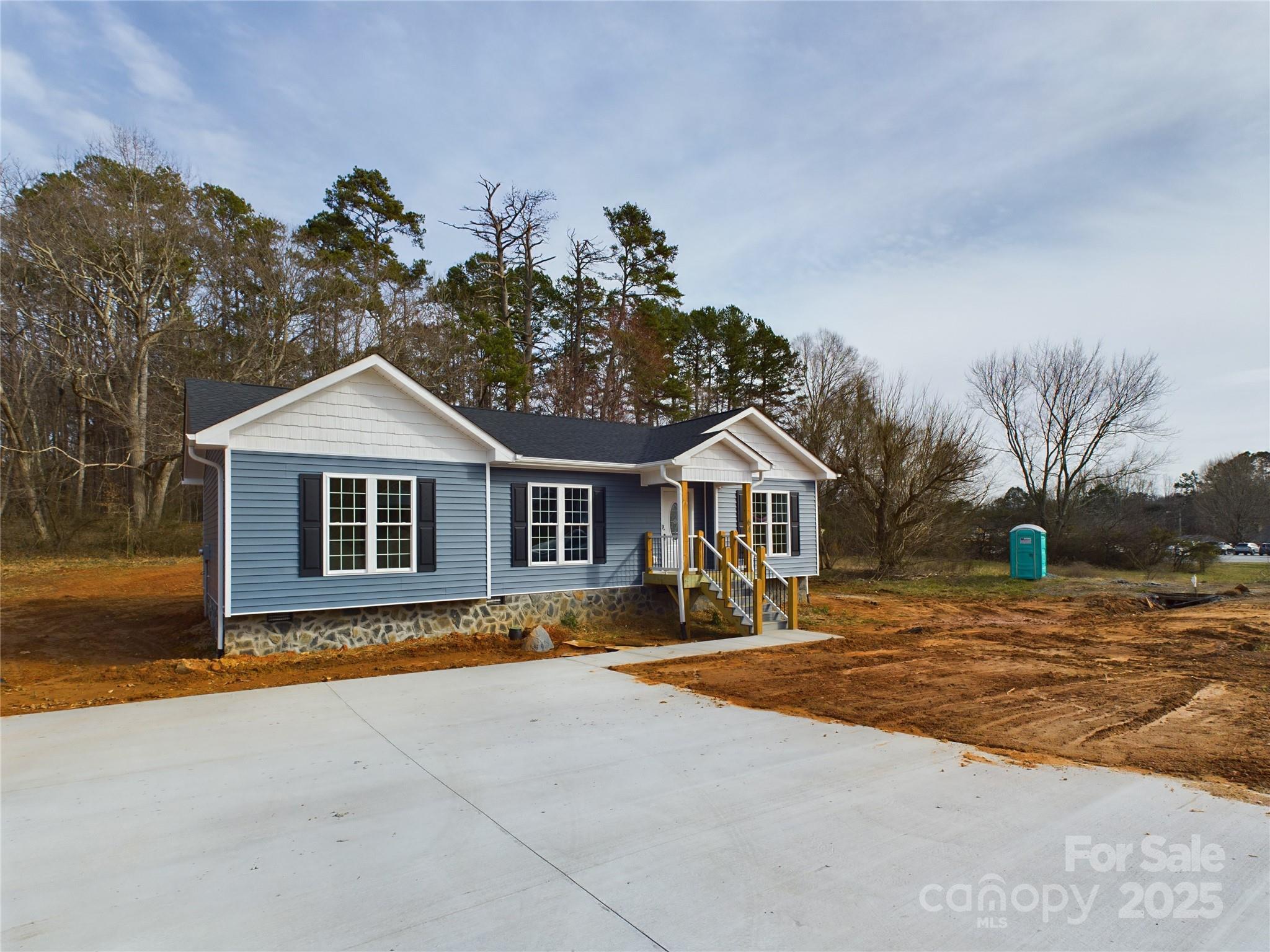 64 N Highland Avenue Property Photo 1