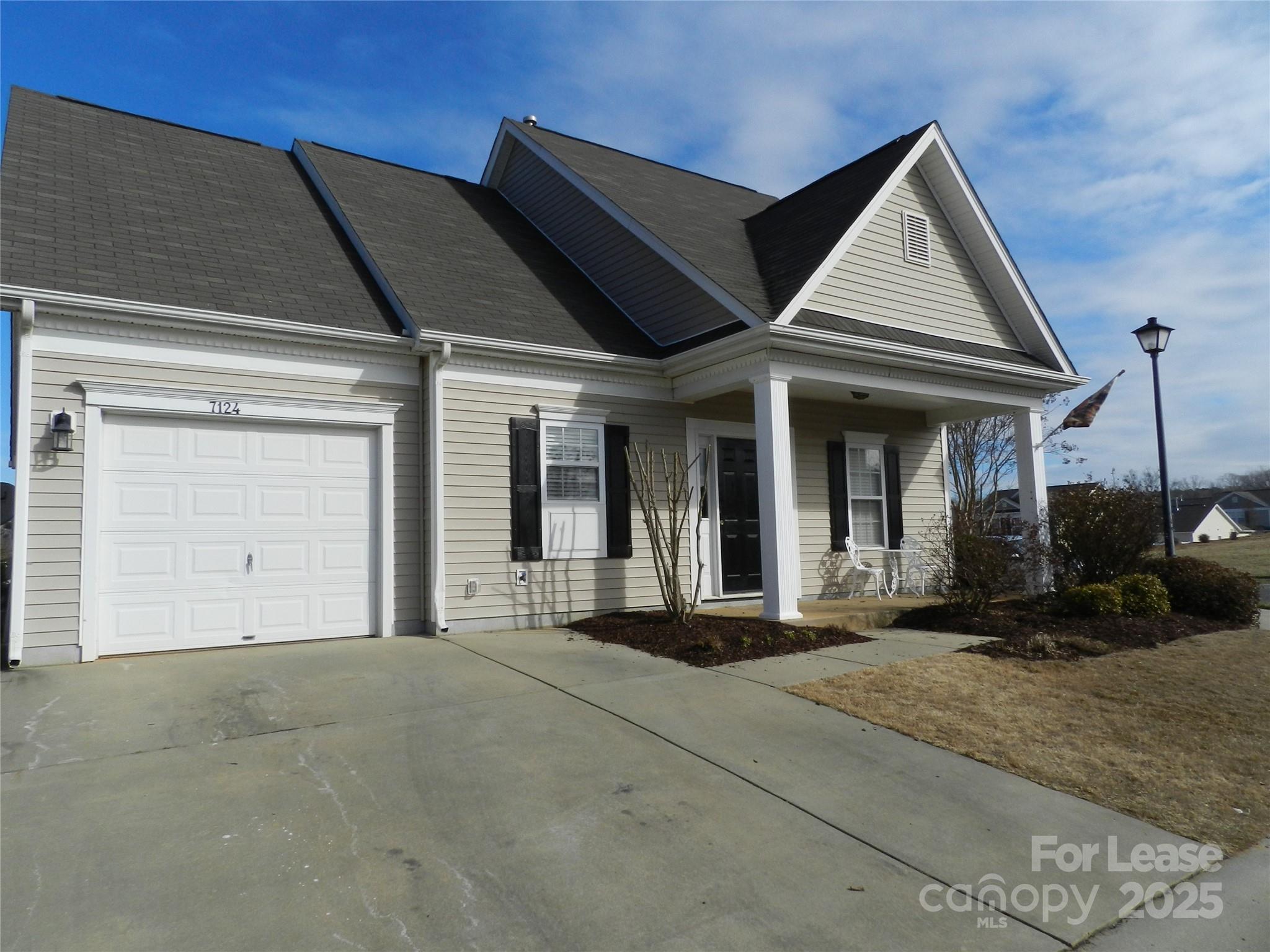 7124 Caggy Lane Property Photo