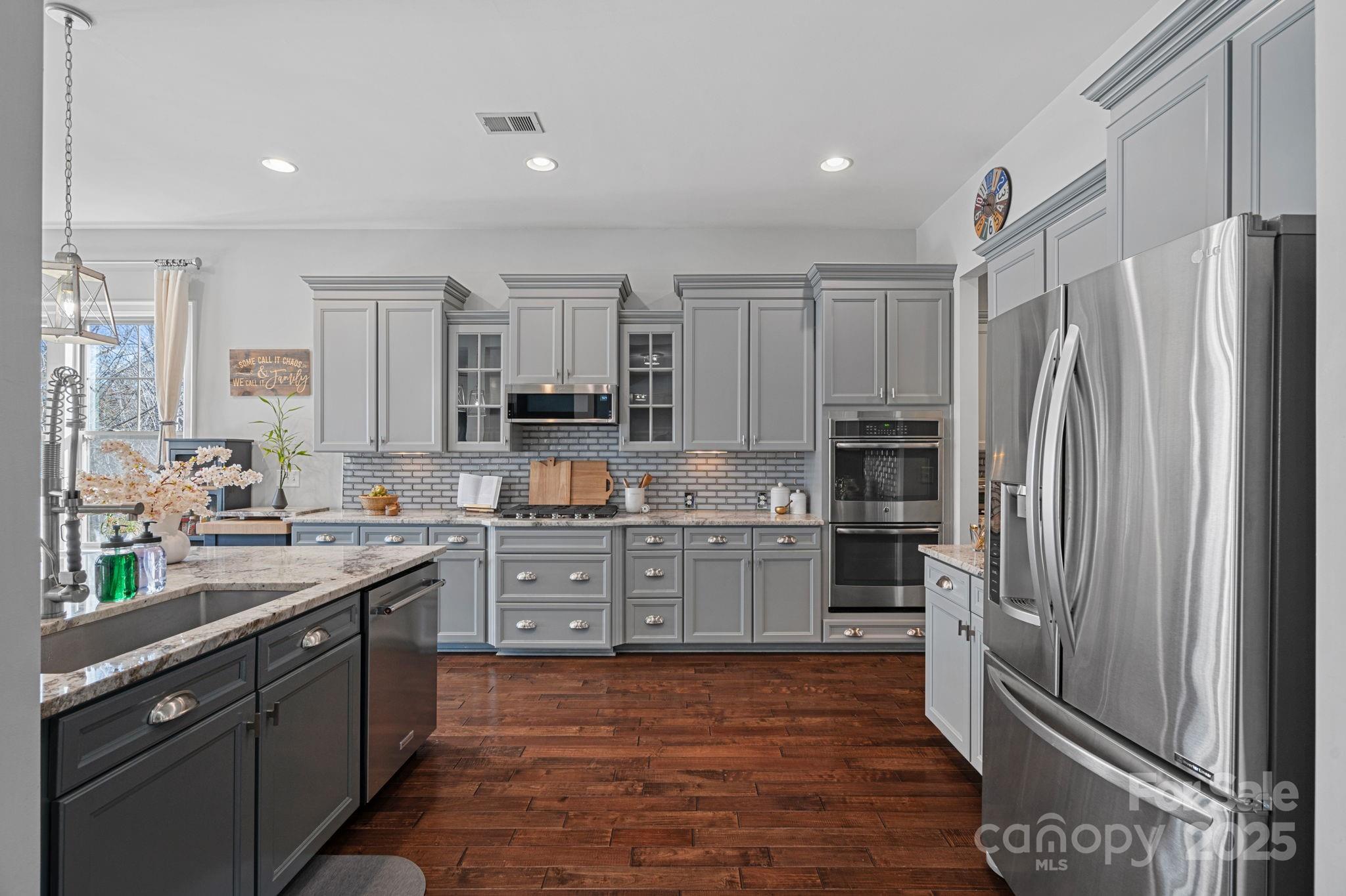 Cuthbertson Real Estate Listings Main Image
