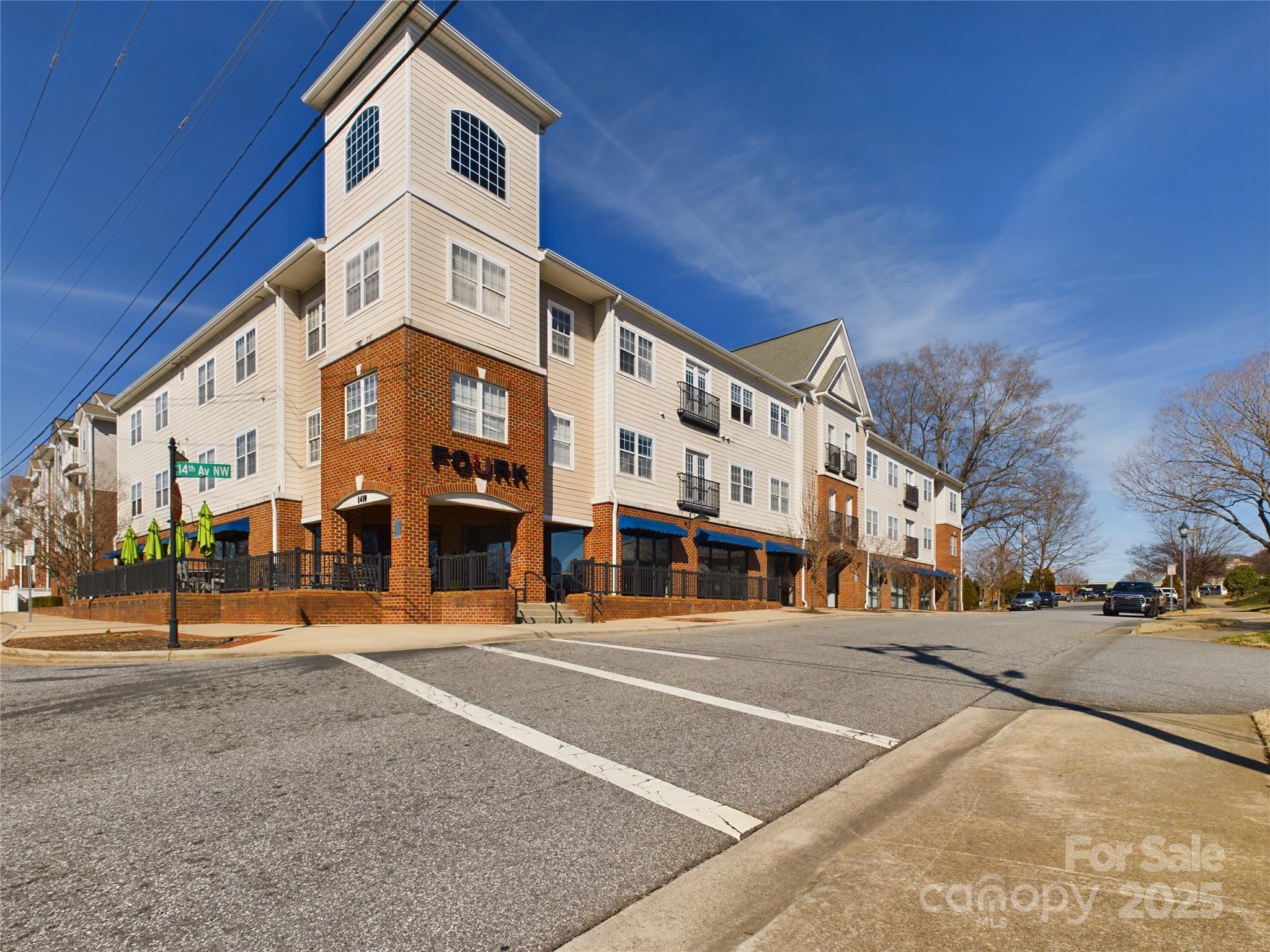 Hickory Real Estate Listings Main Image