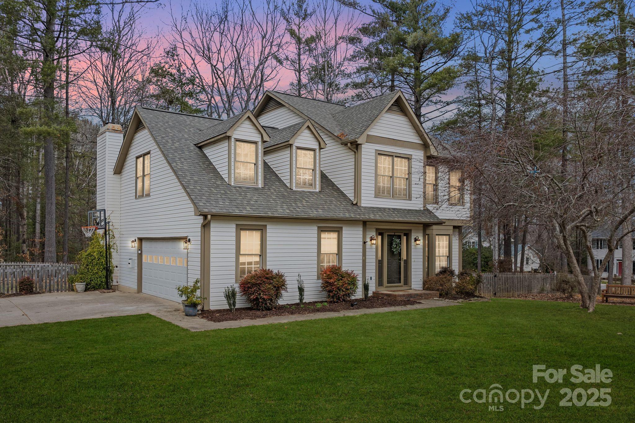 401 Silver Maple Court Property Photo