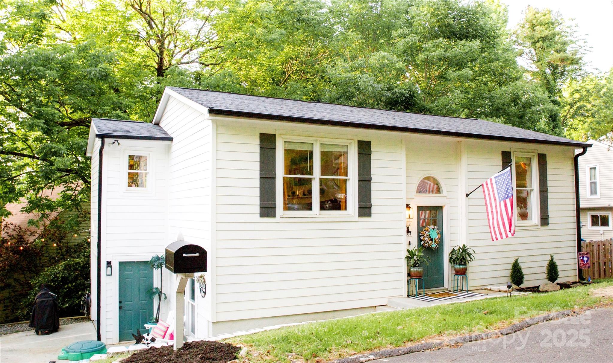 27037 Tidal Way Property Photo