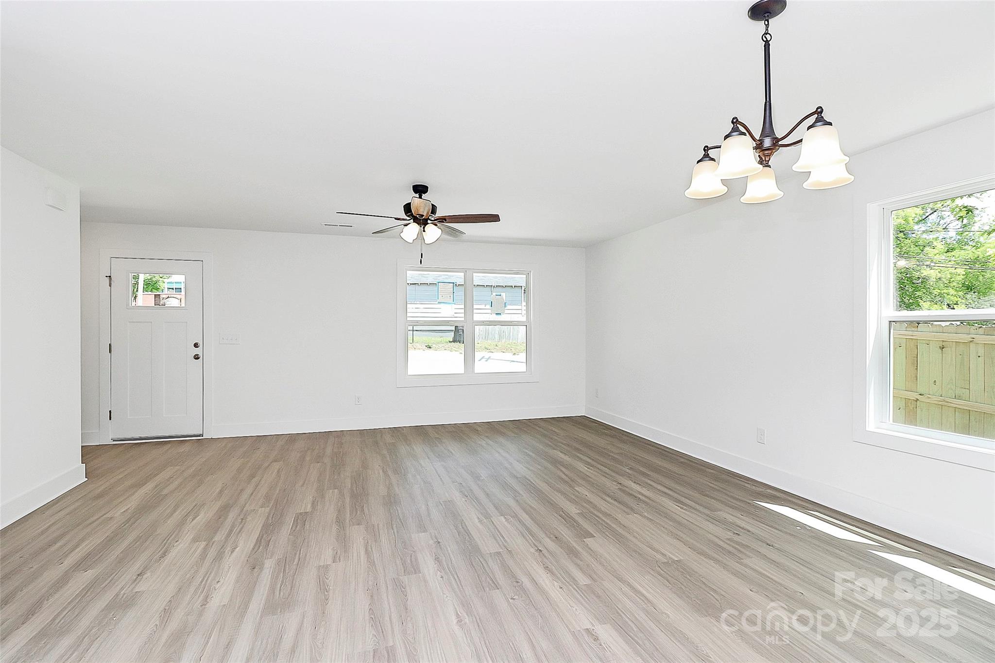 230 Georgia Street 63 Property Photo 5