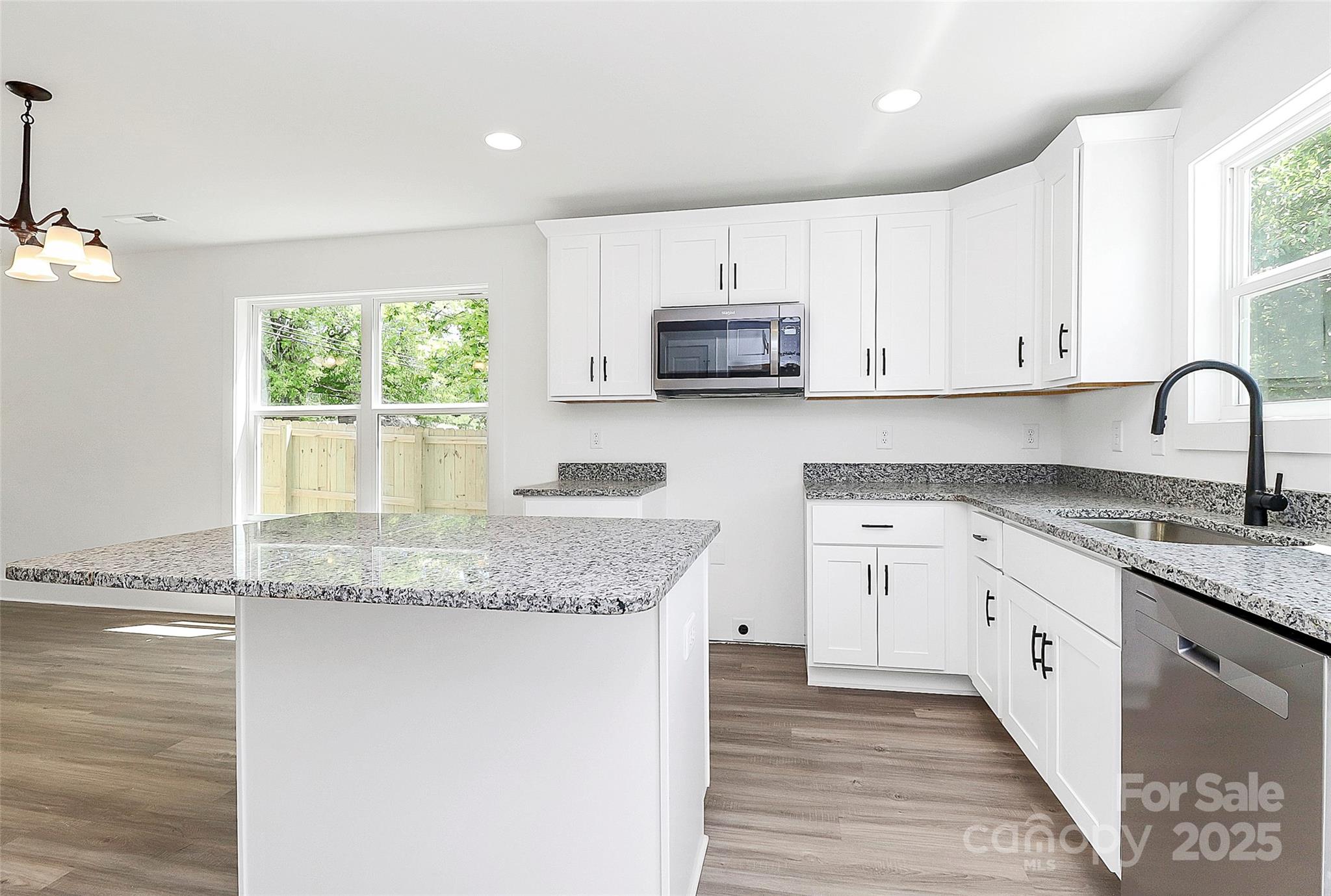 230 Georgia Street 63 Property Photo 9