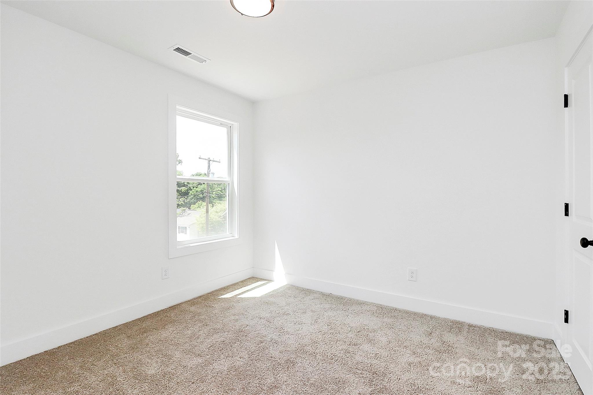 230 Georgia Street 63 Property Photo 16