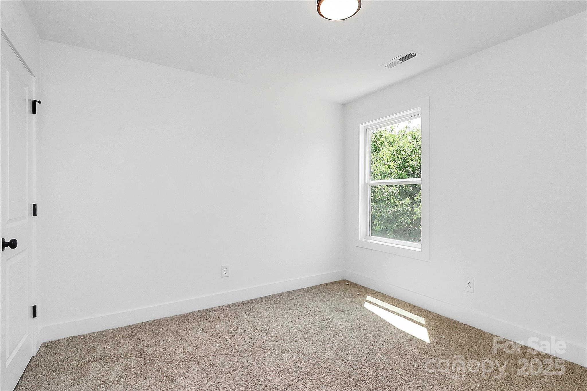 230 Georgia Street 63 Property Photo 18