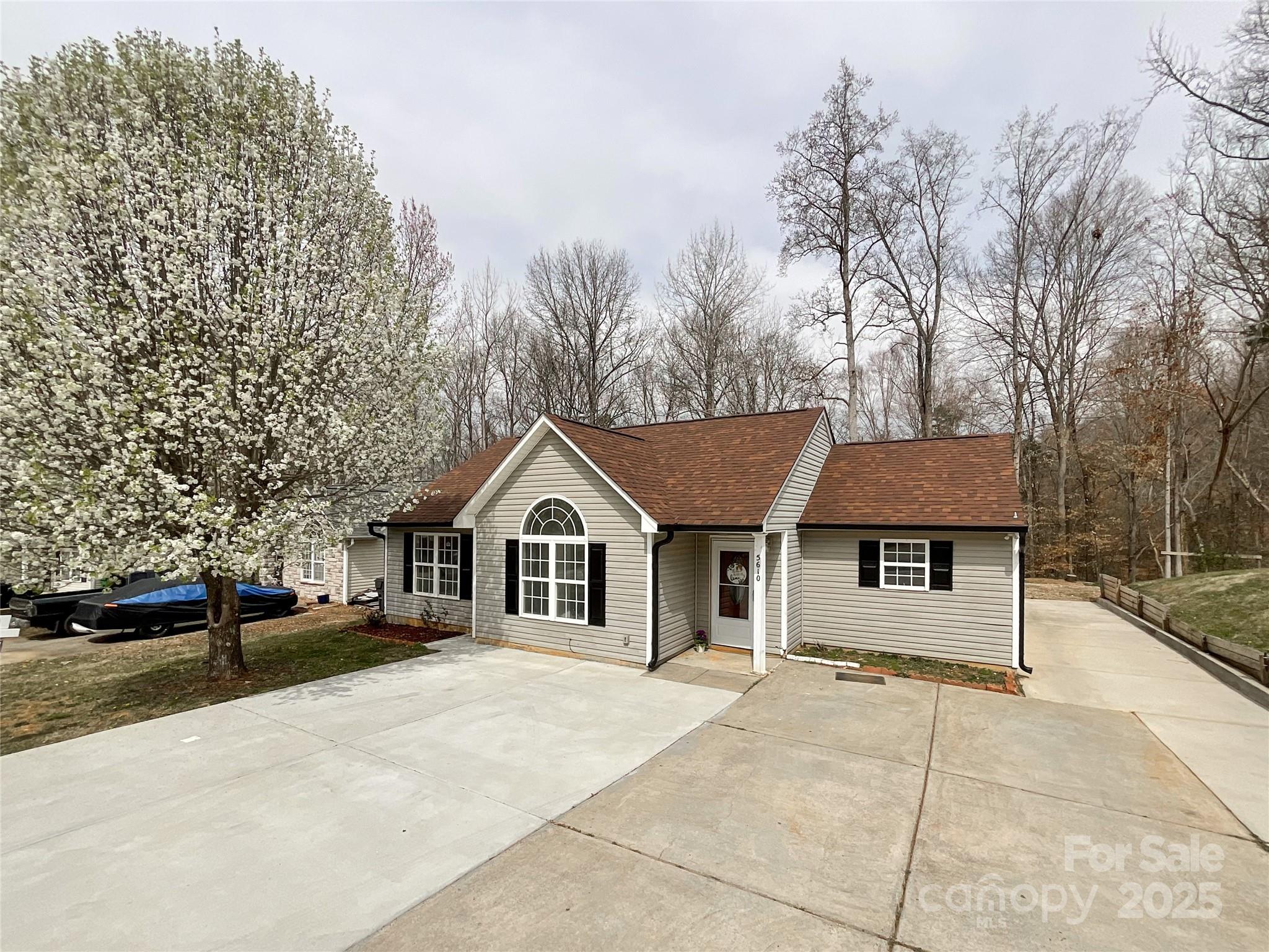 5610 Stone Bluff Court Property Photo 32