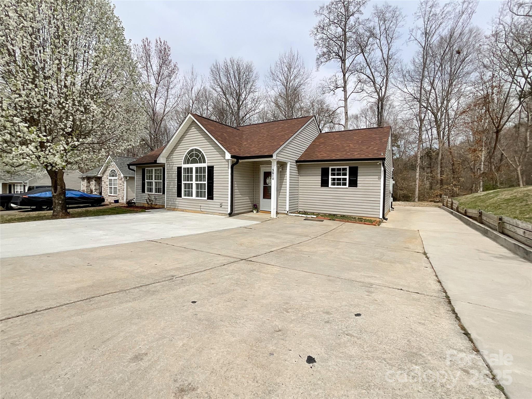 5610 Stone Bluff Court Property Photo 33