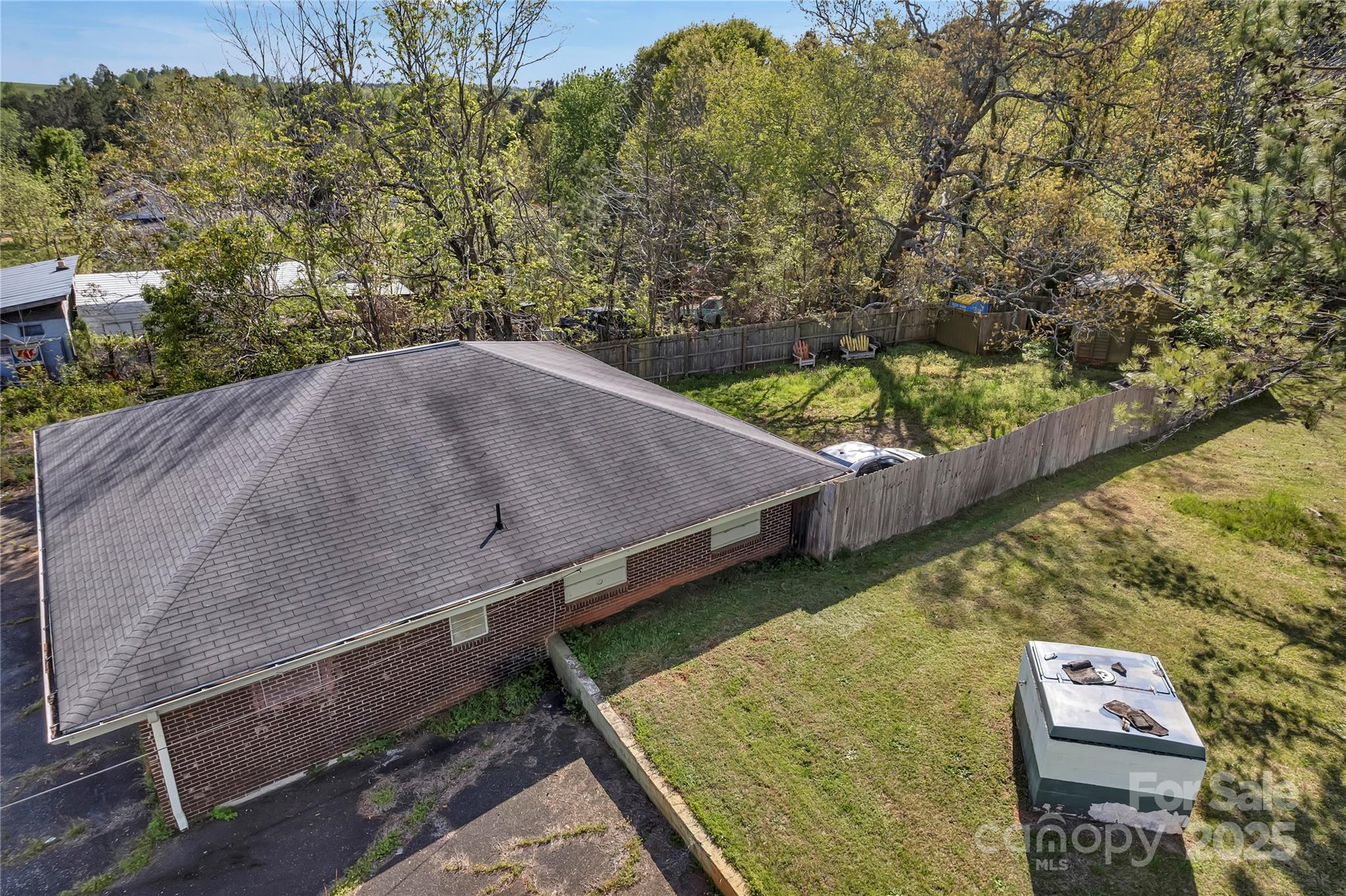 300 Shelby Road Property Photo 7