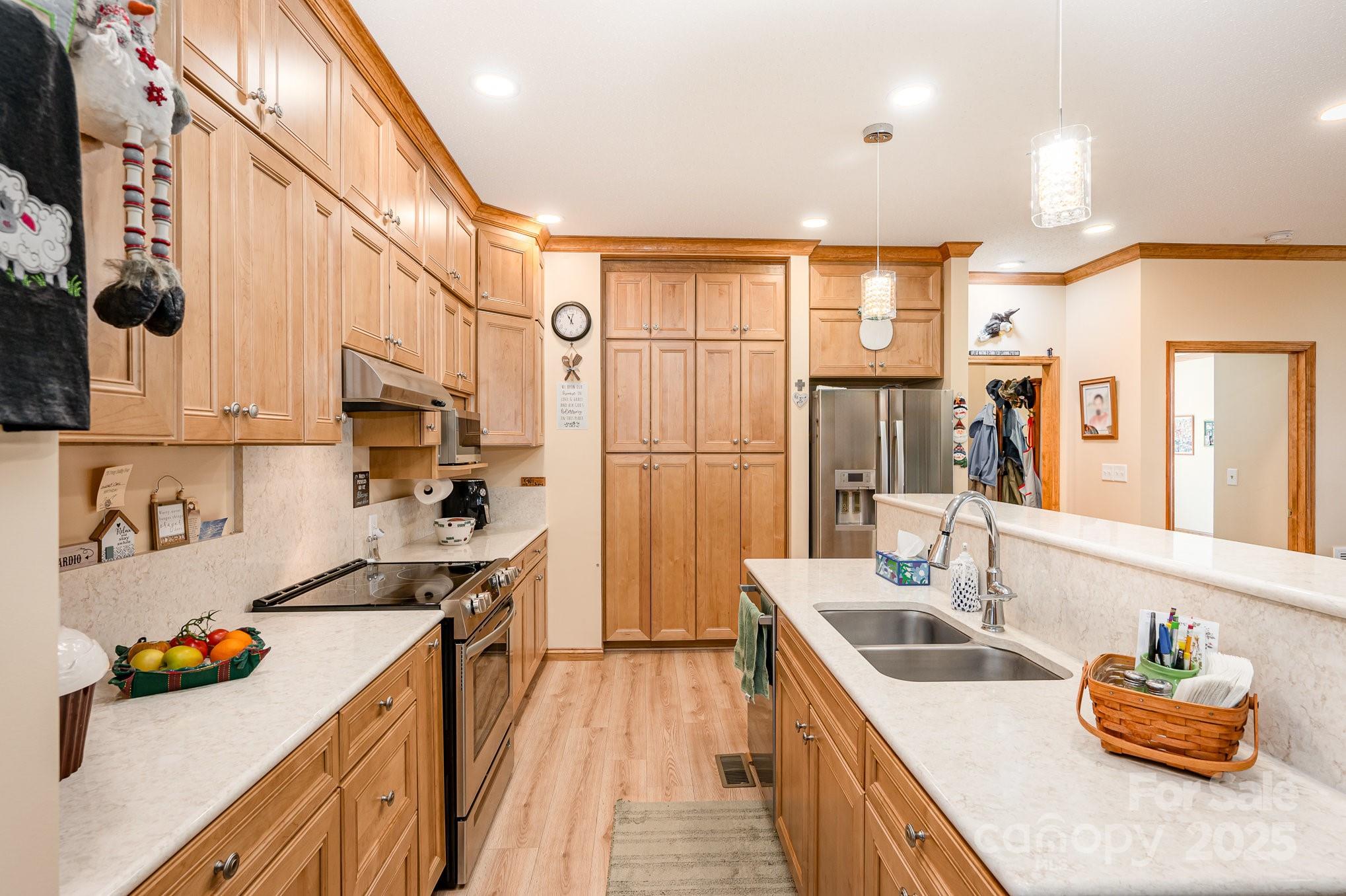 809 Liberty Road Property Photo