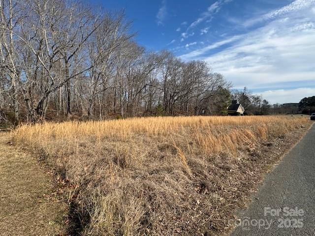 Vac Ridgebrook Lane Property Photo 3