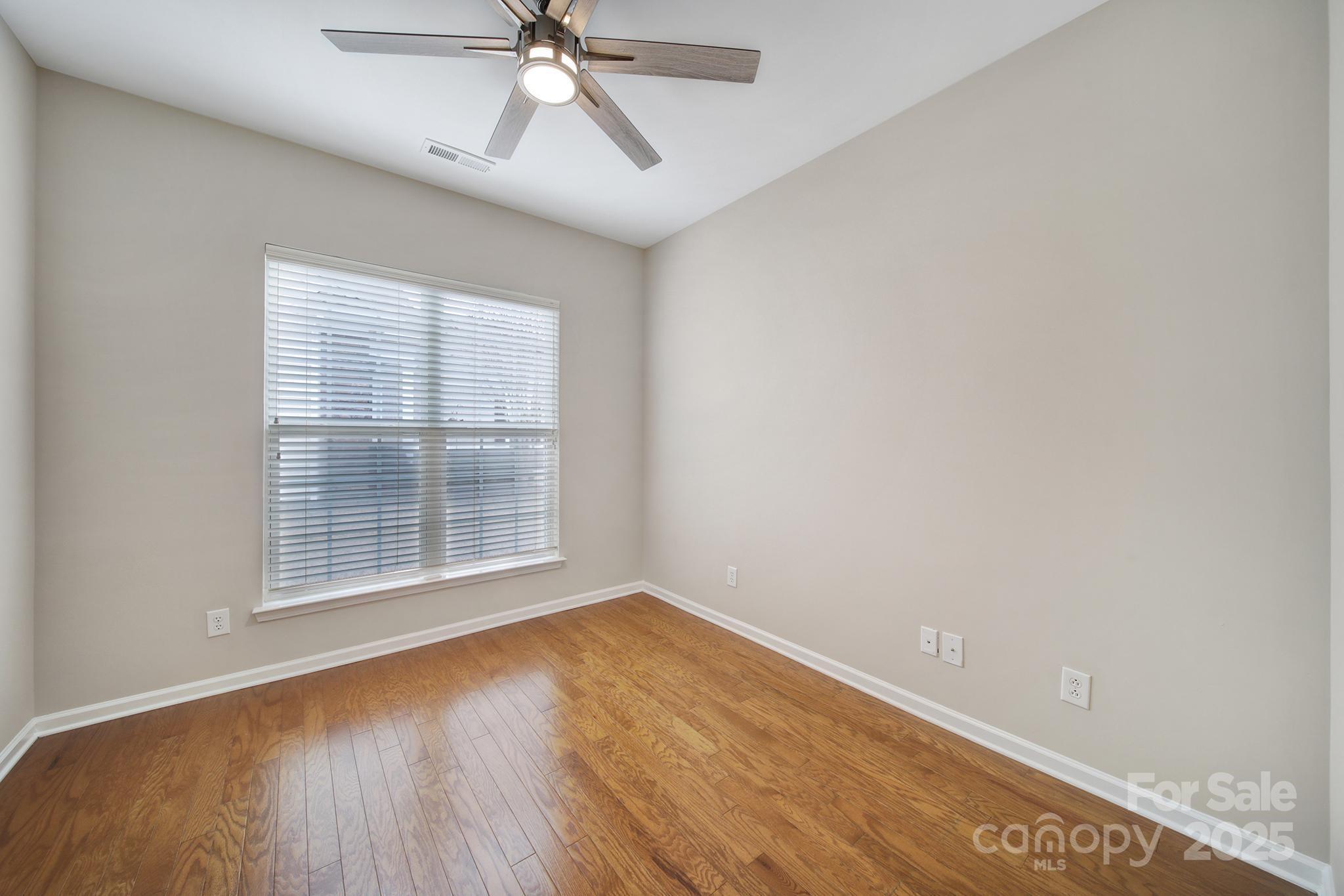 1001 Mesa Verde Drive Property Photo 4