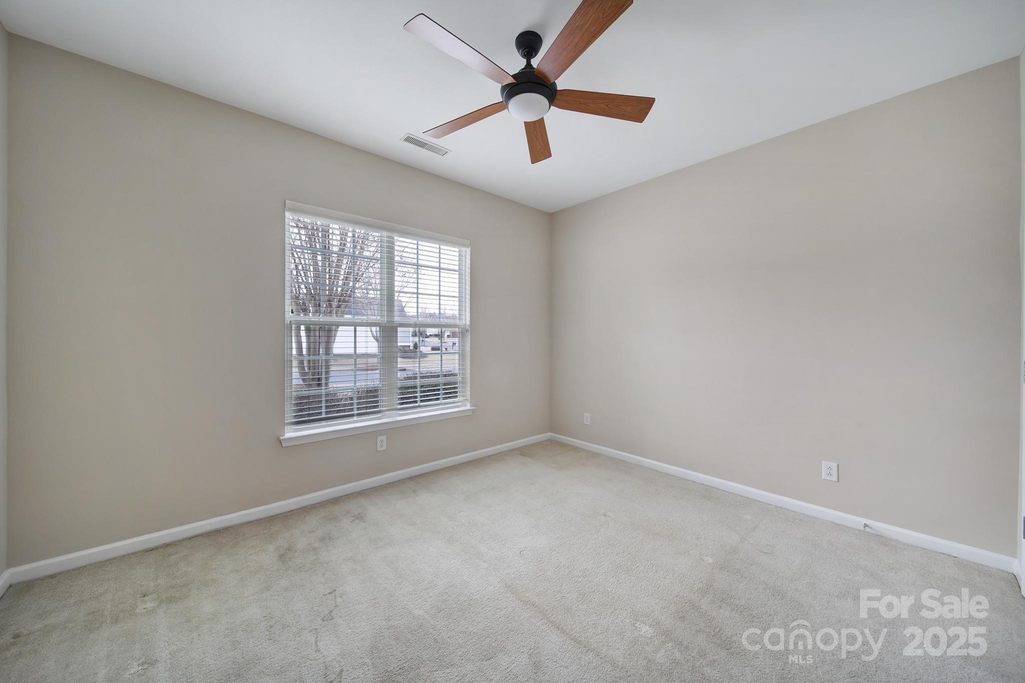 1001 Mesa Verde Drive Property Photo 7