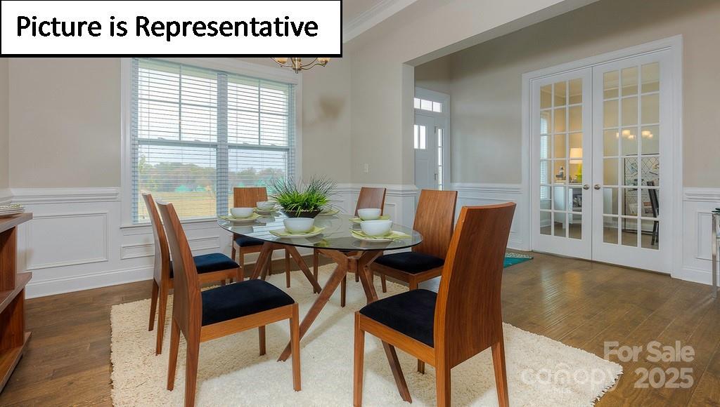 7009 Sylvan Retreat Drive Property Photo 8