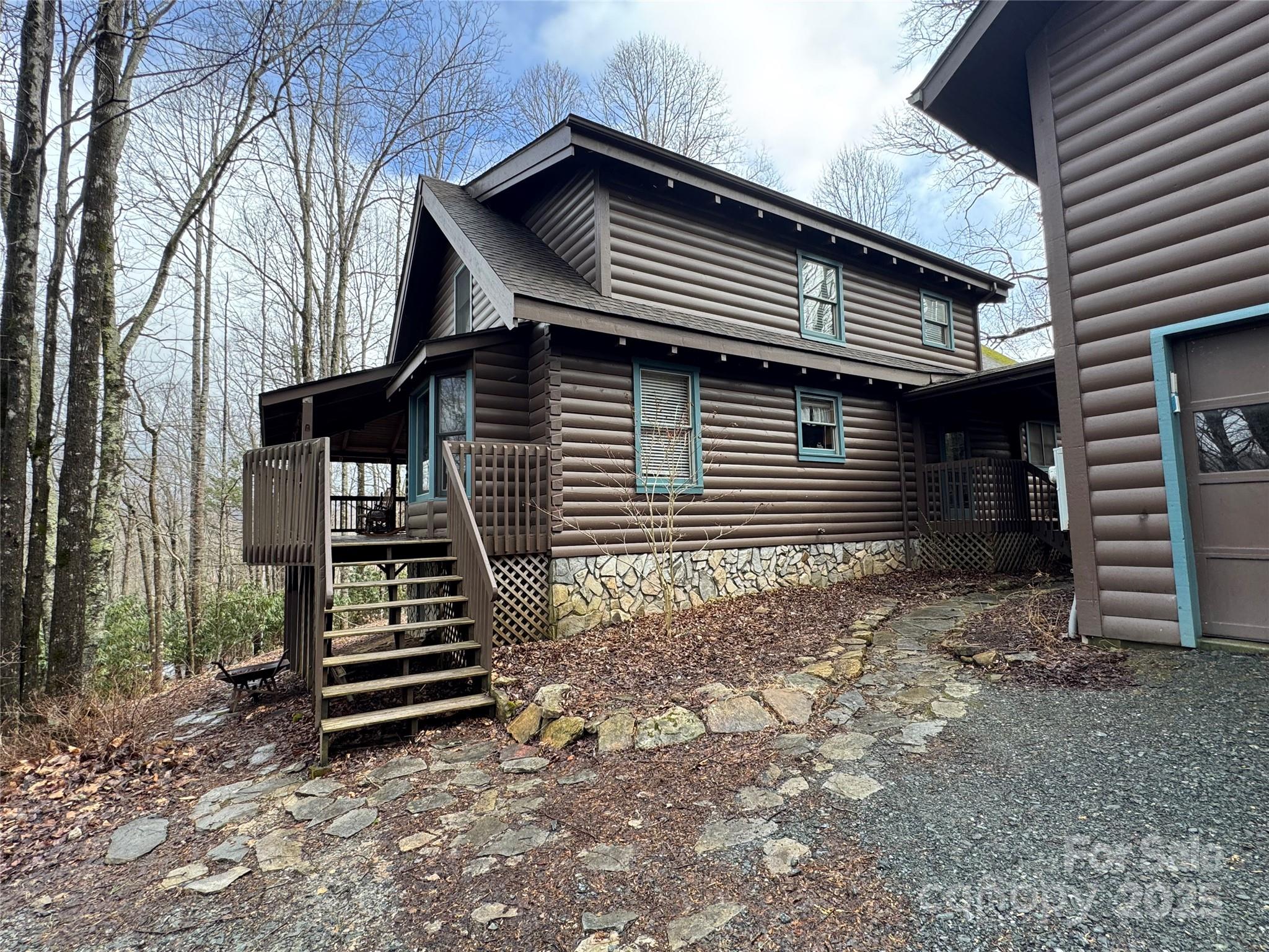 285 Fox Cove Road Property Photo
