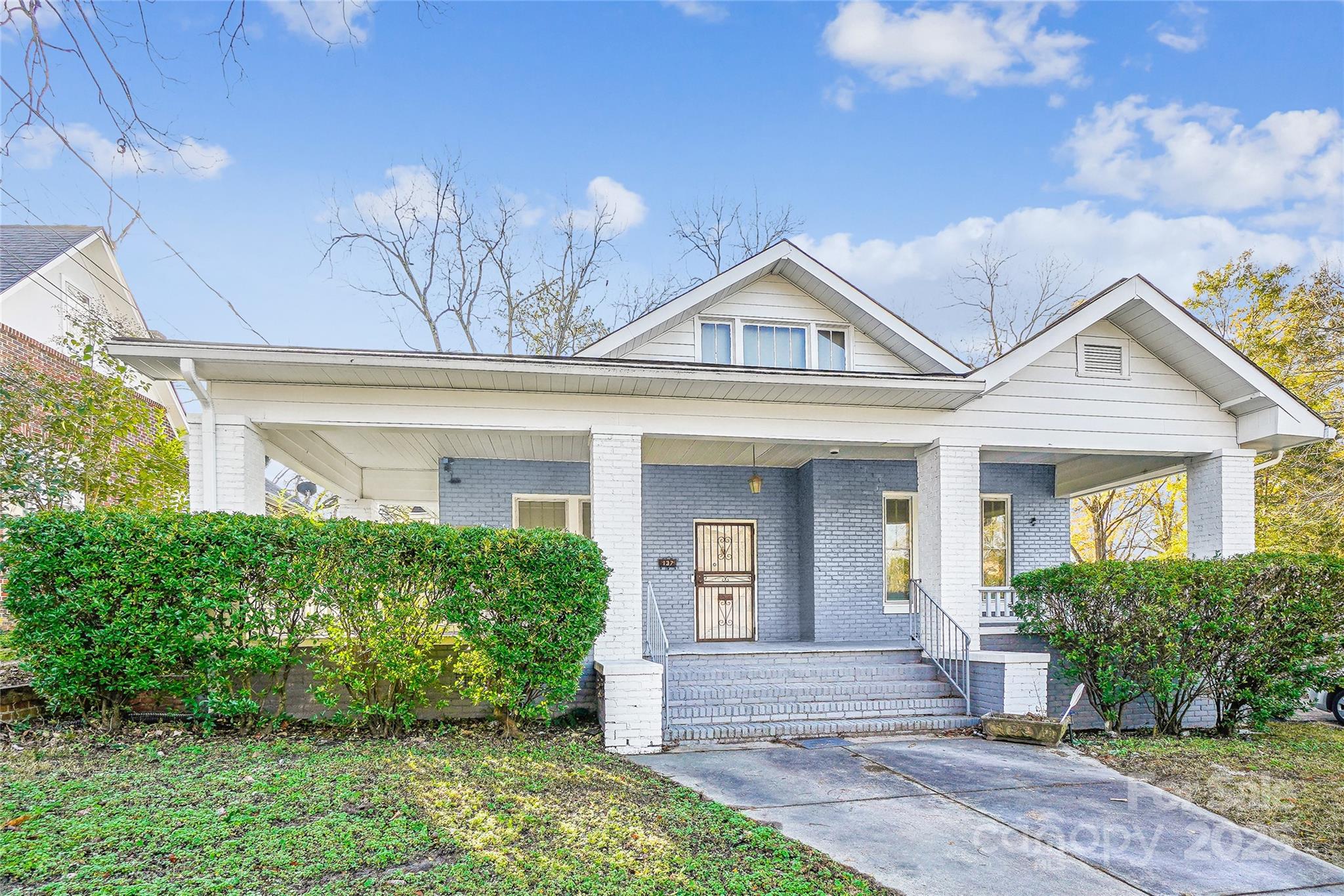 137 Lancaster Street Property Photo
