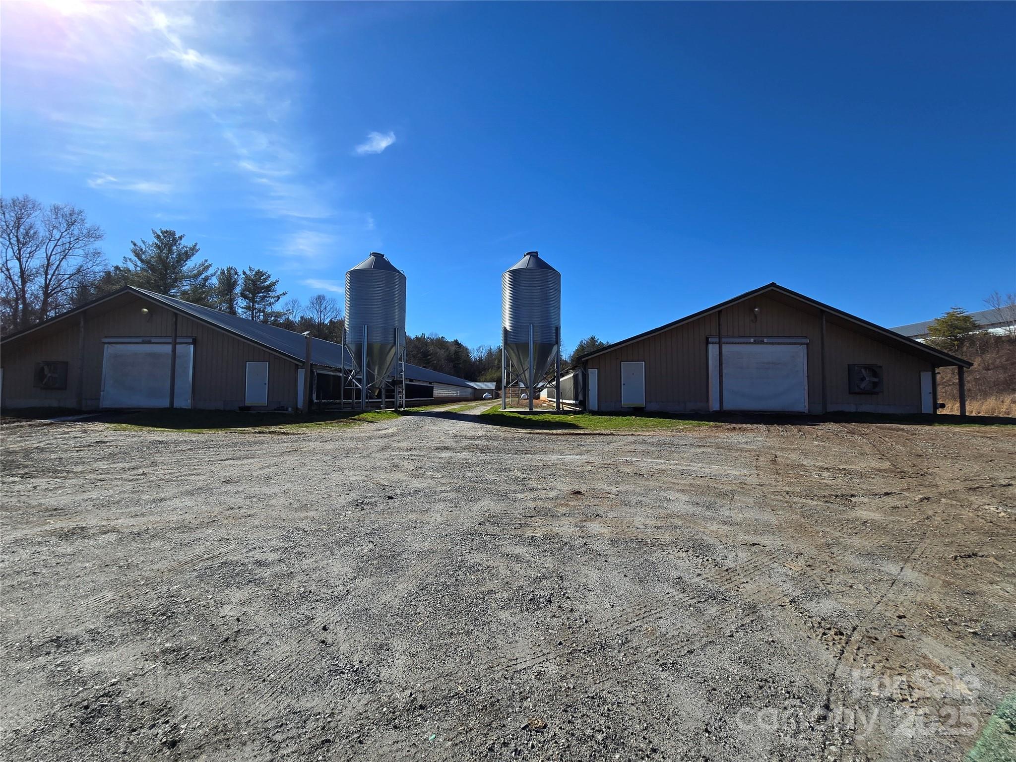 580 Vineyard Drive Property Photo