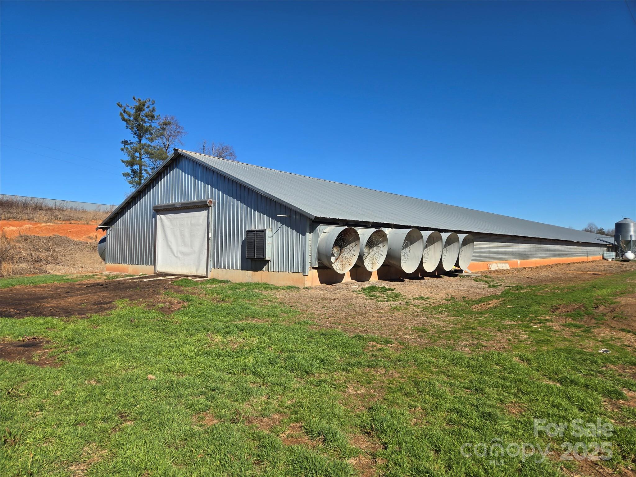 580 Vineyard Drive Property Photo 22