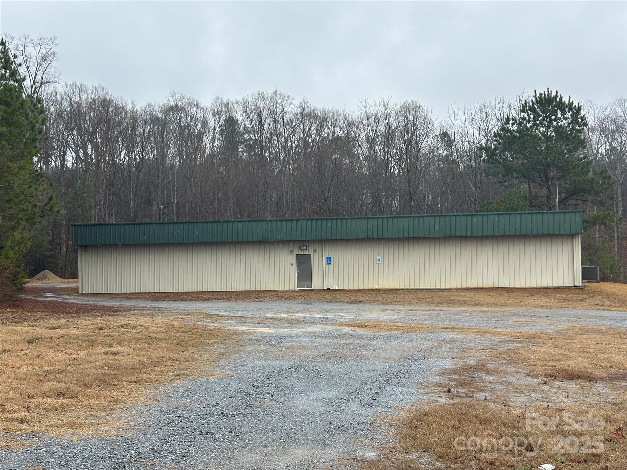 1348 Blacksburg Highway Property Photo 1