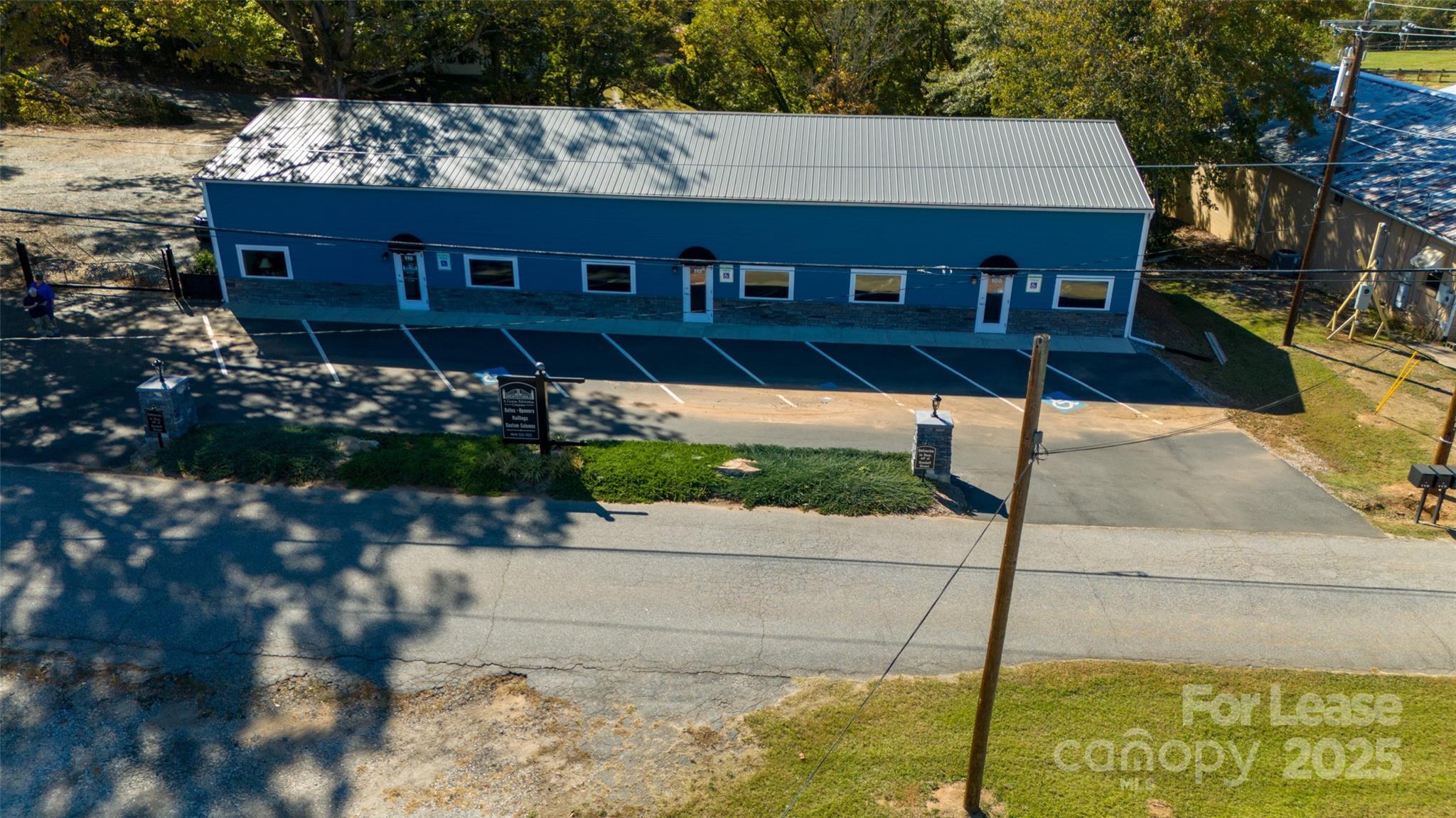 108 Grant Road Property Photo