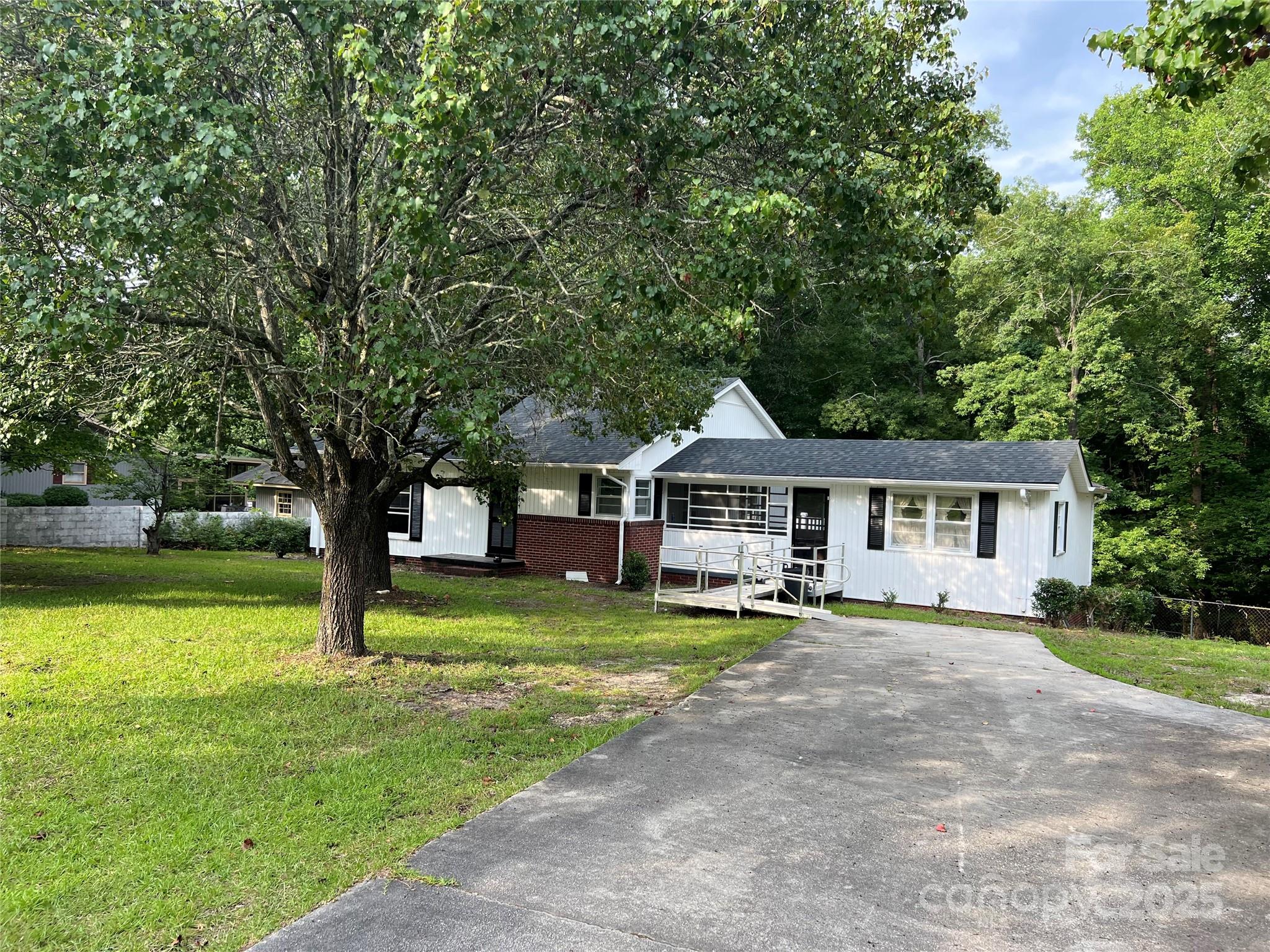 206 Legion Circle Property Photo