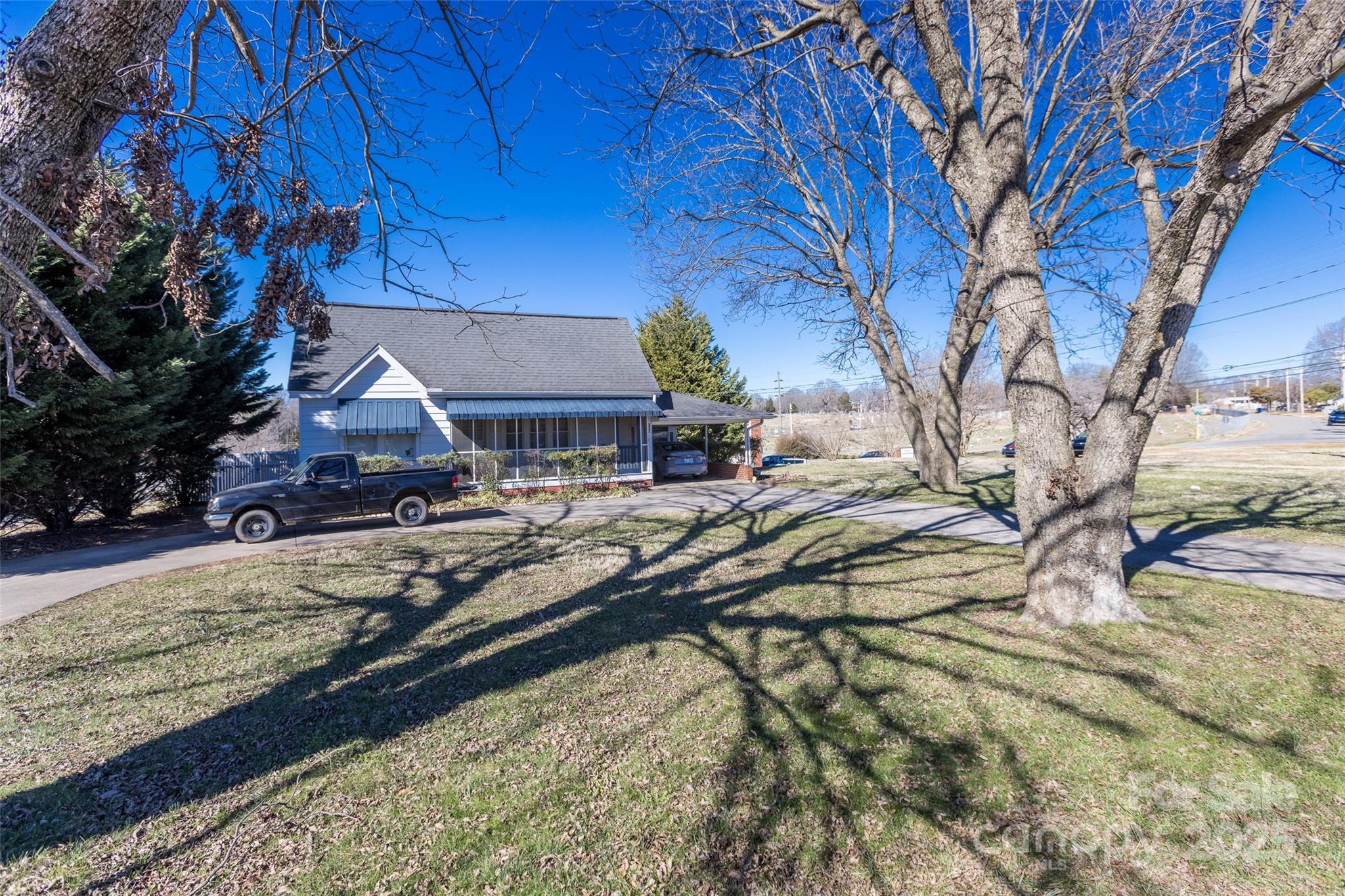 304 York Road Property Photo 7