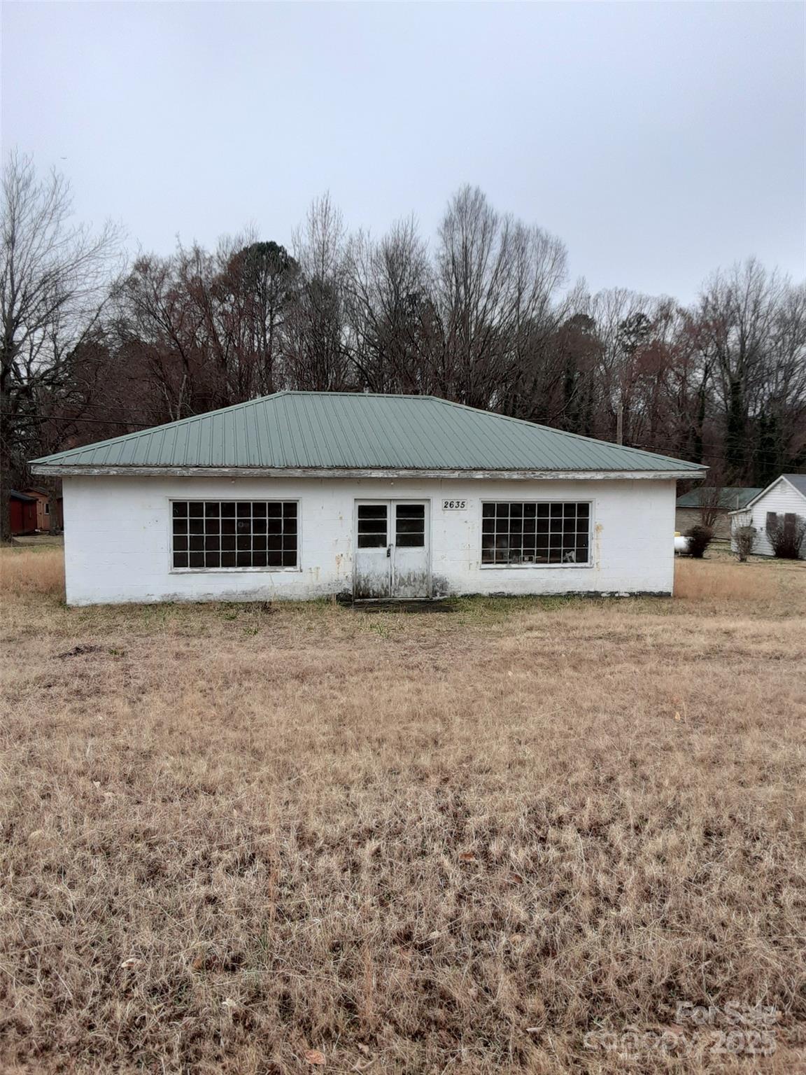 2635 Old Us 70 Highway Property Photo 2