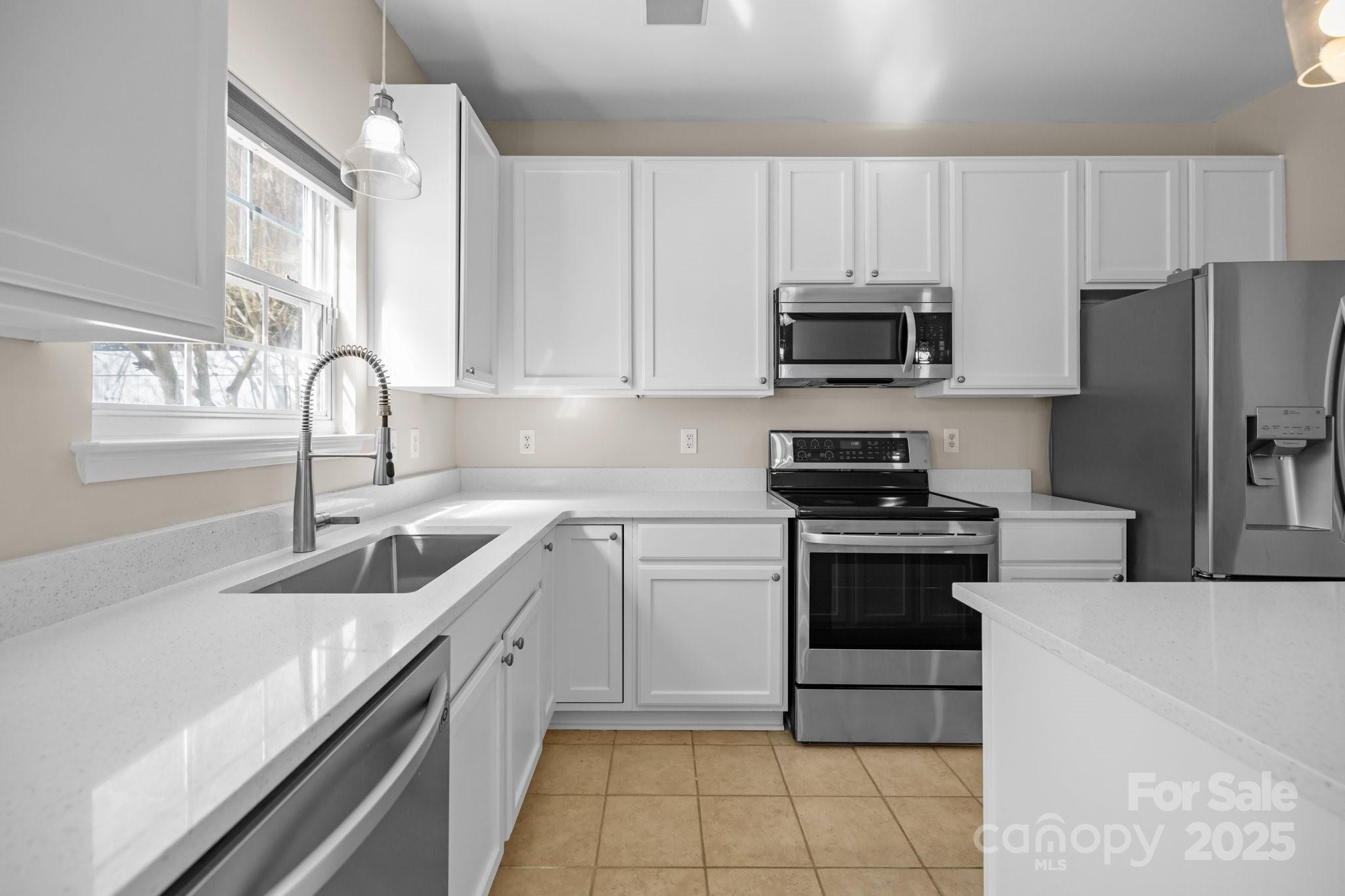 604 Atherton Way Property Photo 11