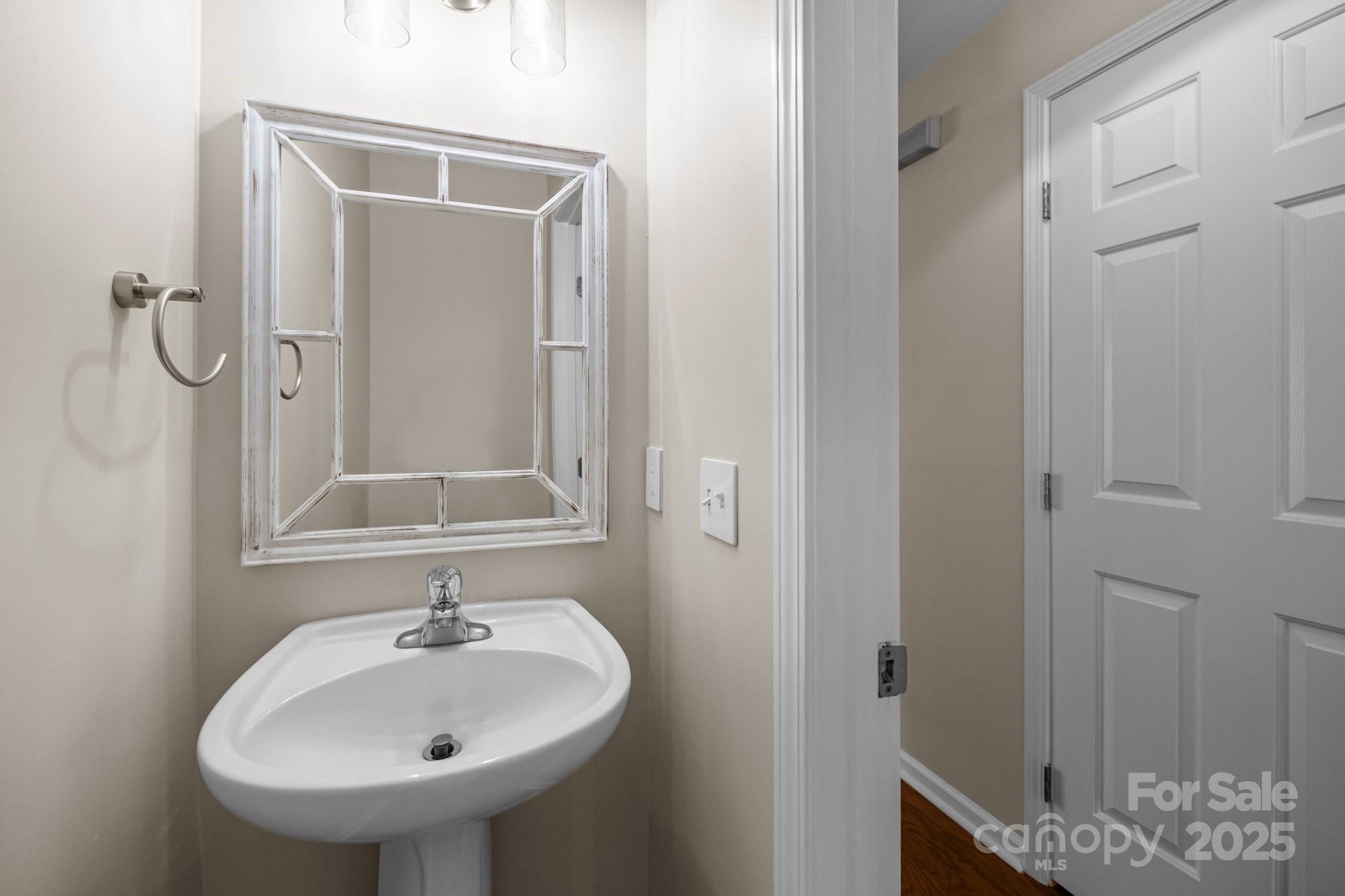 604 Atherton Way Property Photo 14