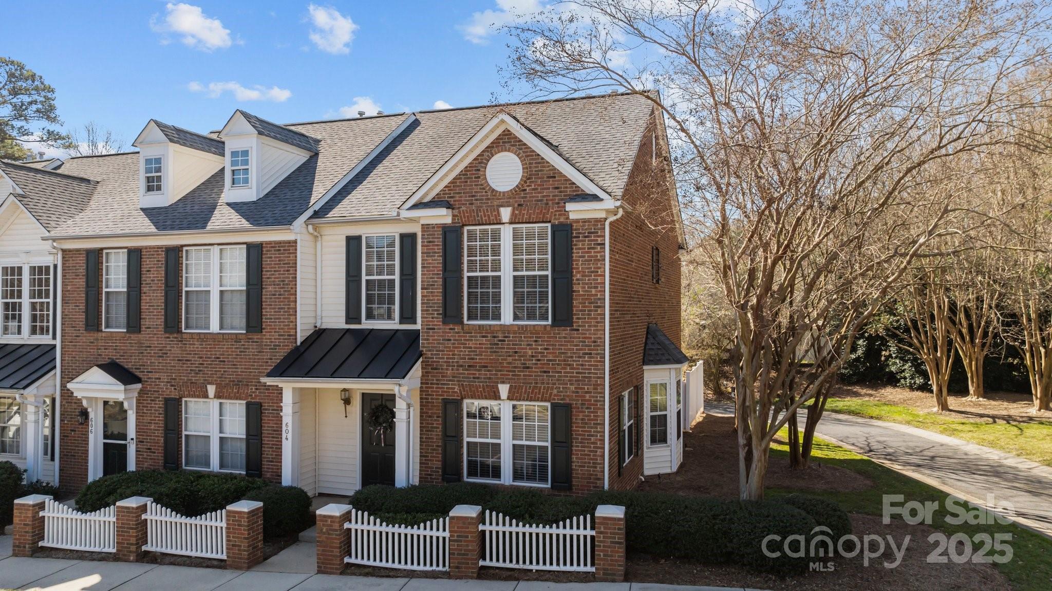 604 Atherton Way Property Photo 36