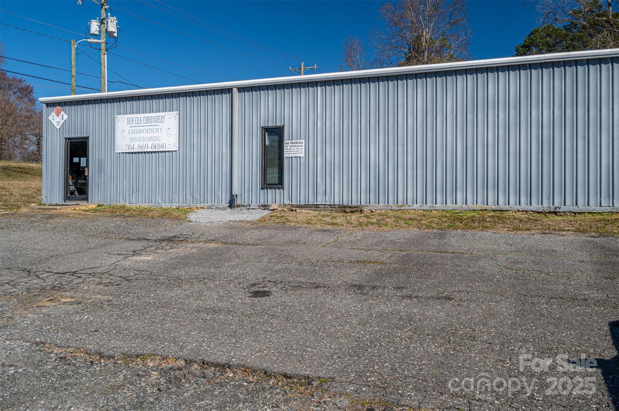 2755 W Franklin Boulevard Property Photo 4