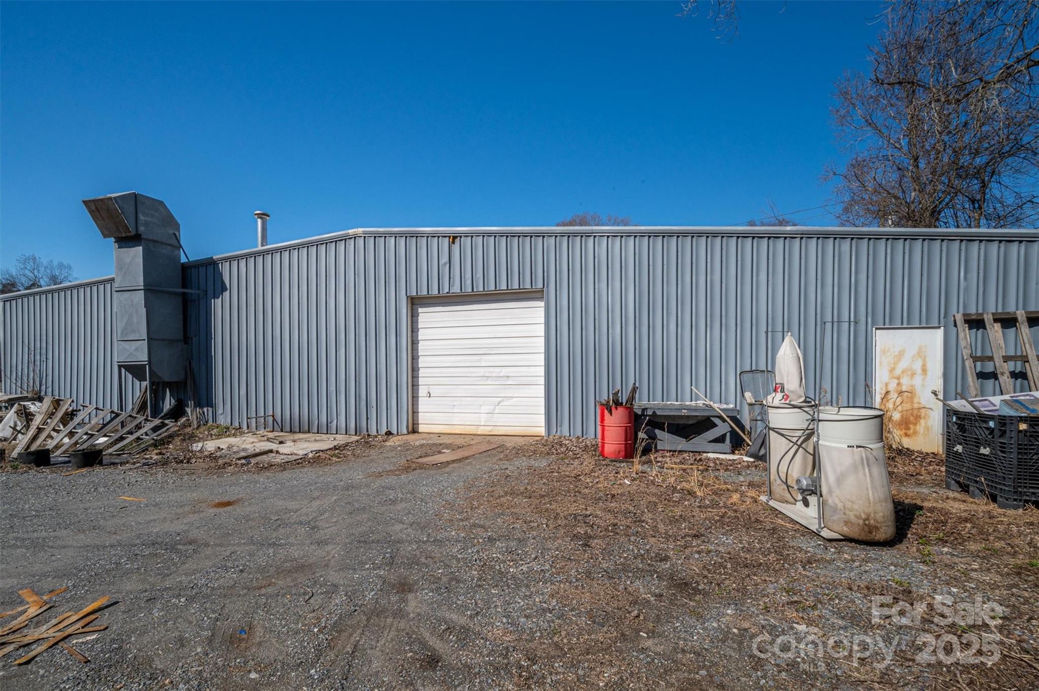 2755 W Franklin Boulevard Property Photo 13