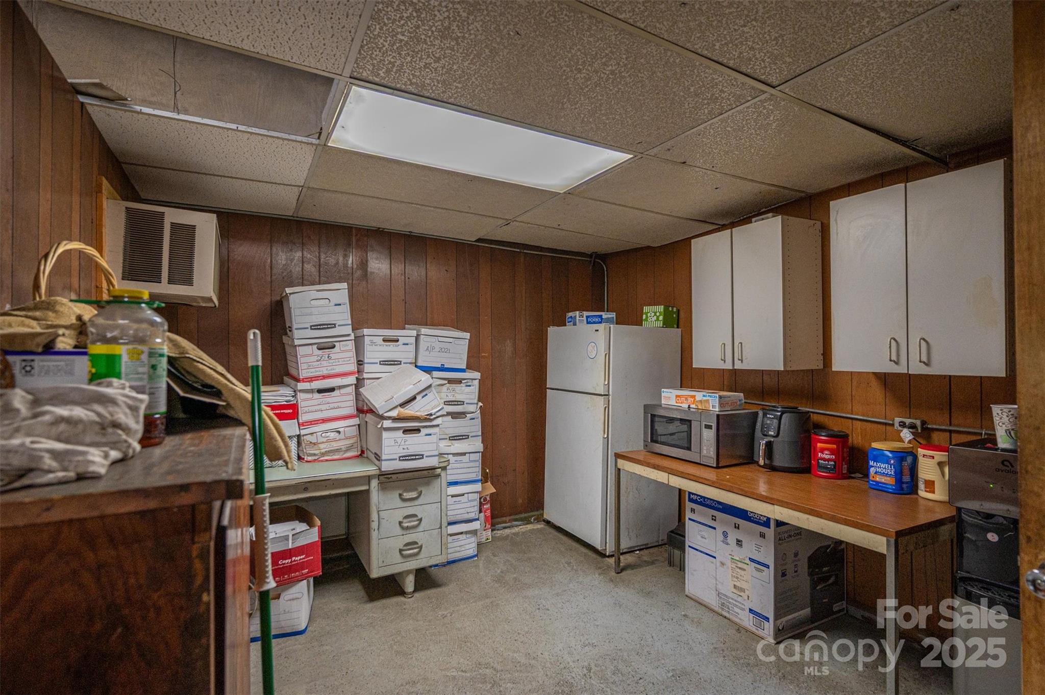 2755 W Franklin Boulevard Property Photo 41