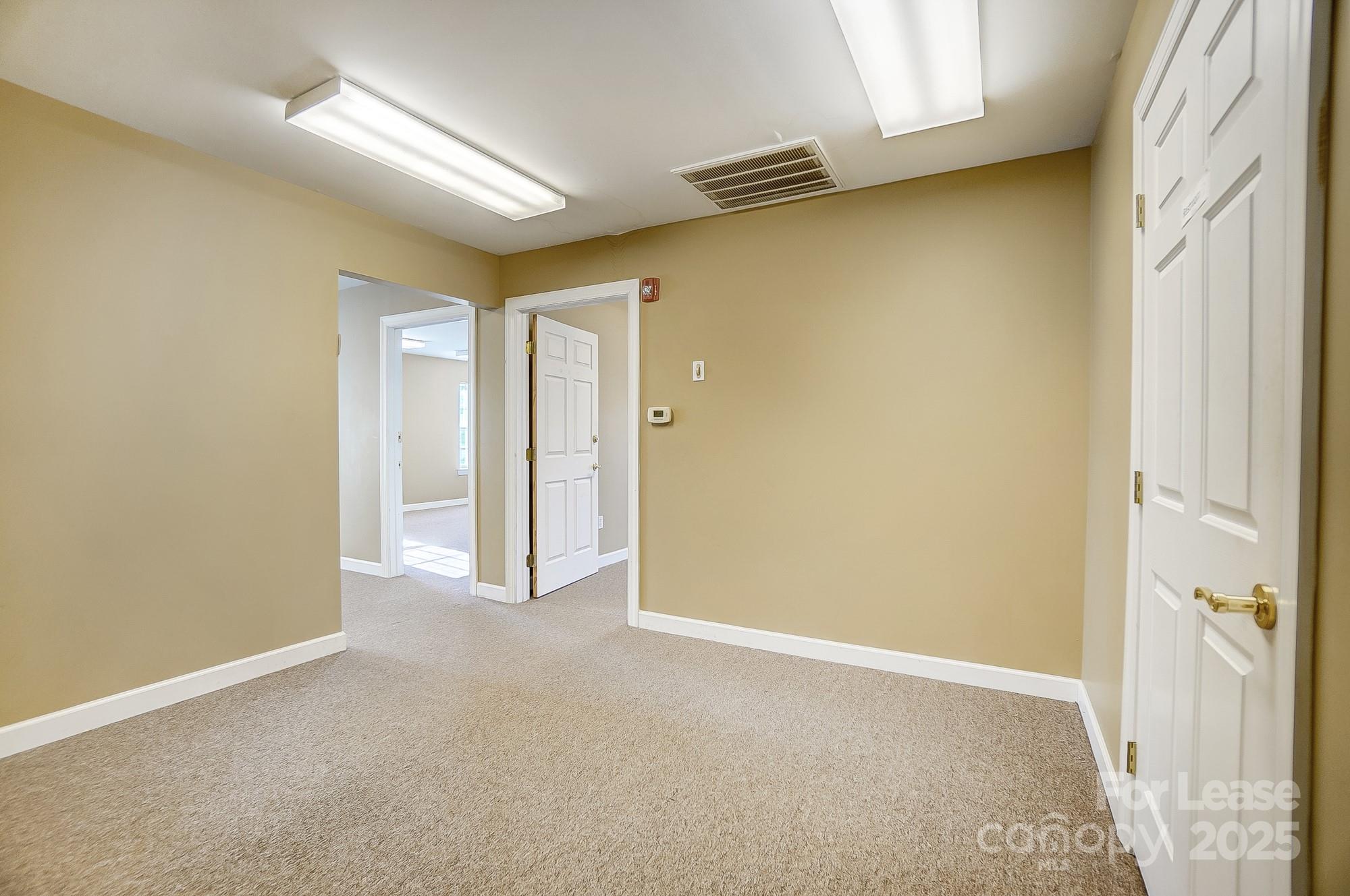 1324 John Kirk Drive Property Photo 8